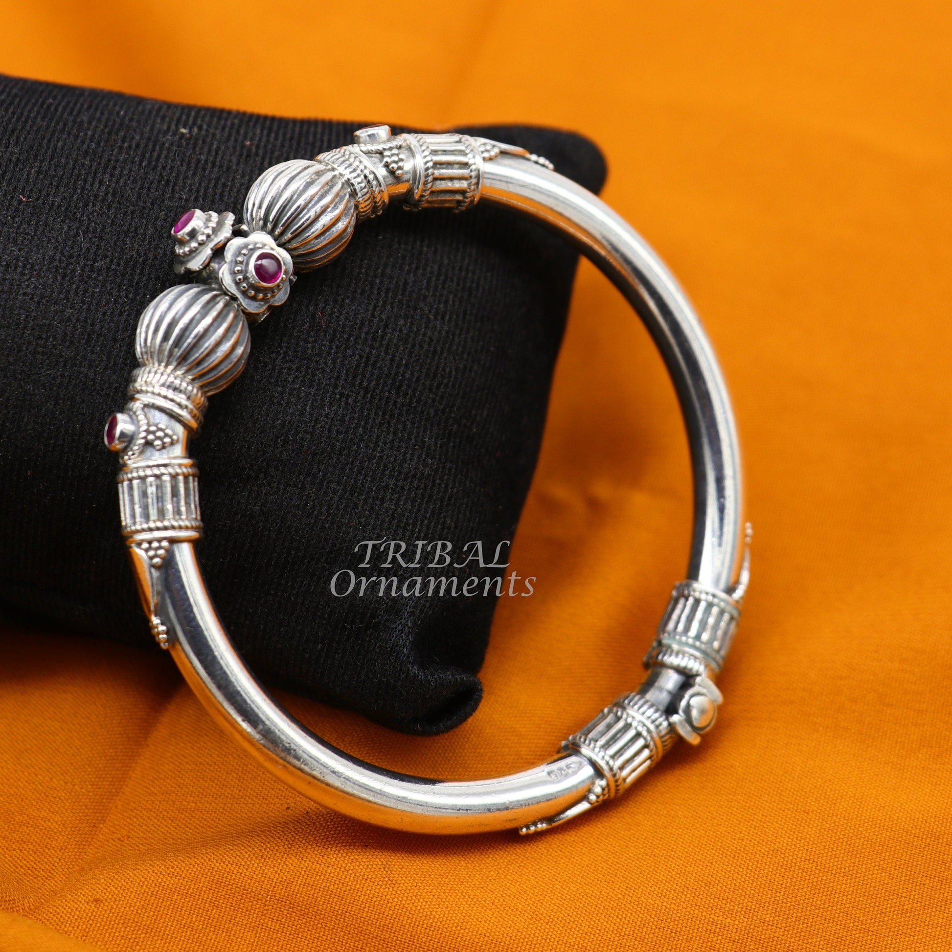 Silver bangle with screws Clearance