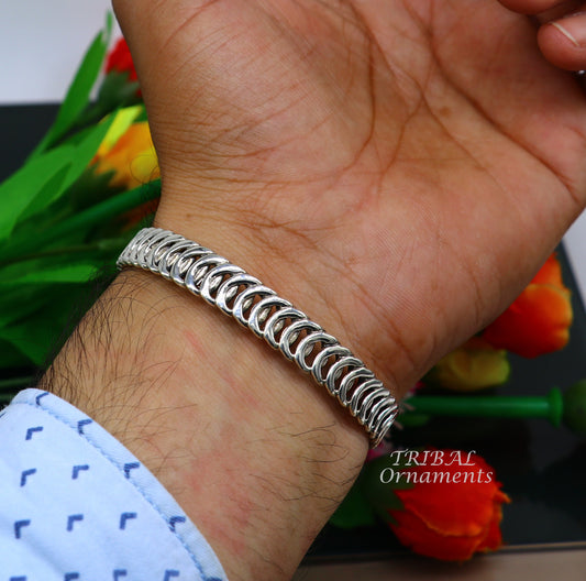 Pin by CB O on Men's Bracelets  Monogram bracelet, Louis vuitton bracelet,  Floral bead bracelet