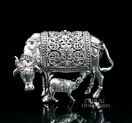Divine cow with calf 925 sterling silver vintage Nakshi work design Kamdhenu cow, deity's cow, wishing cow, silver worshipping puja art556 - TRIBAL ORNAMENTS