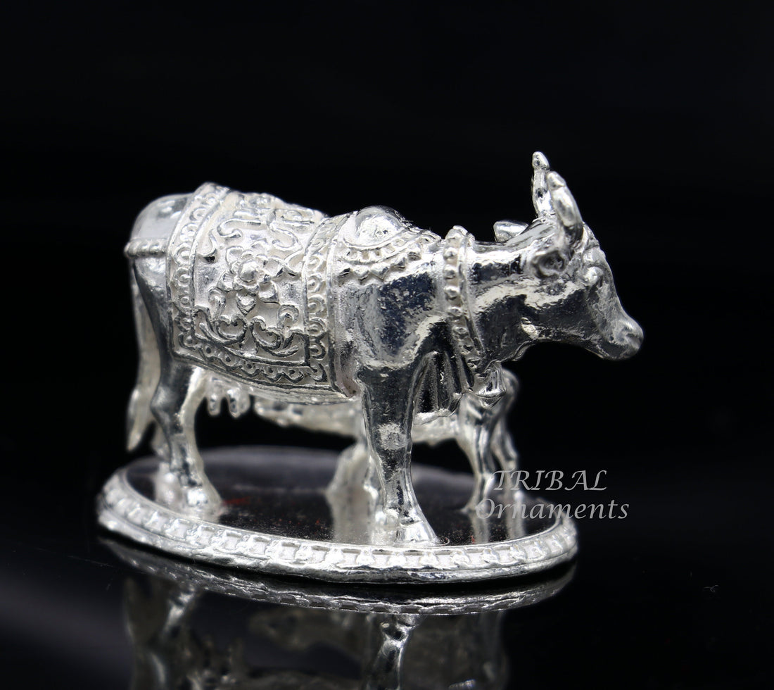 Divine cow with calf 925 sterling silver vintage Nakshi work design Kamdhenu cow, deity's cow, wishing cow, silver worshipping puja art558 - TRIBAL ORNAMENTS