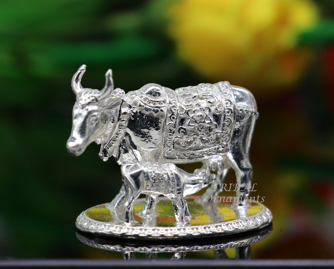 Divine cow with calf 925 sterling silver vintage Nakshi work design Kamdhenu cow, deity's cow, wishing cow, silver worshipping puja art558 - TRIBAL ORNAMENTS