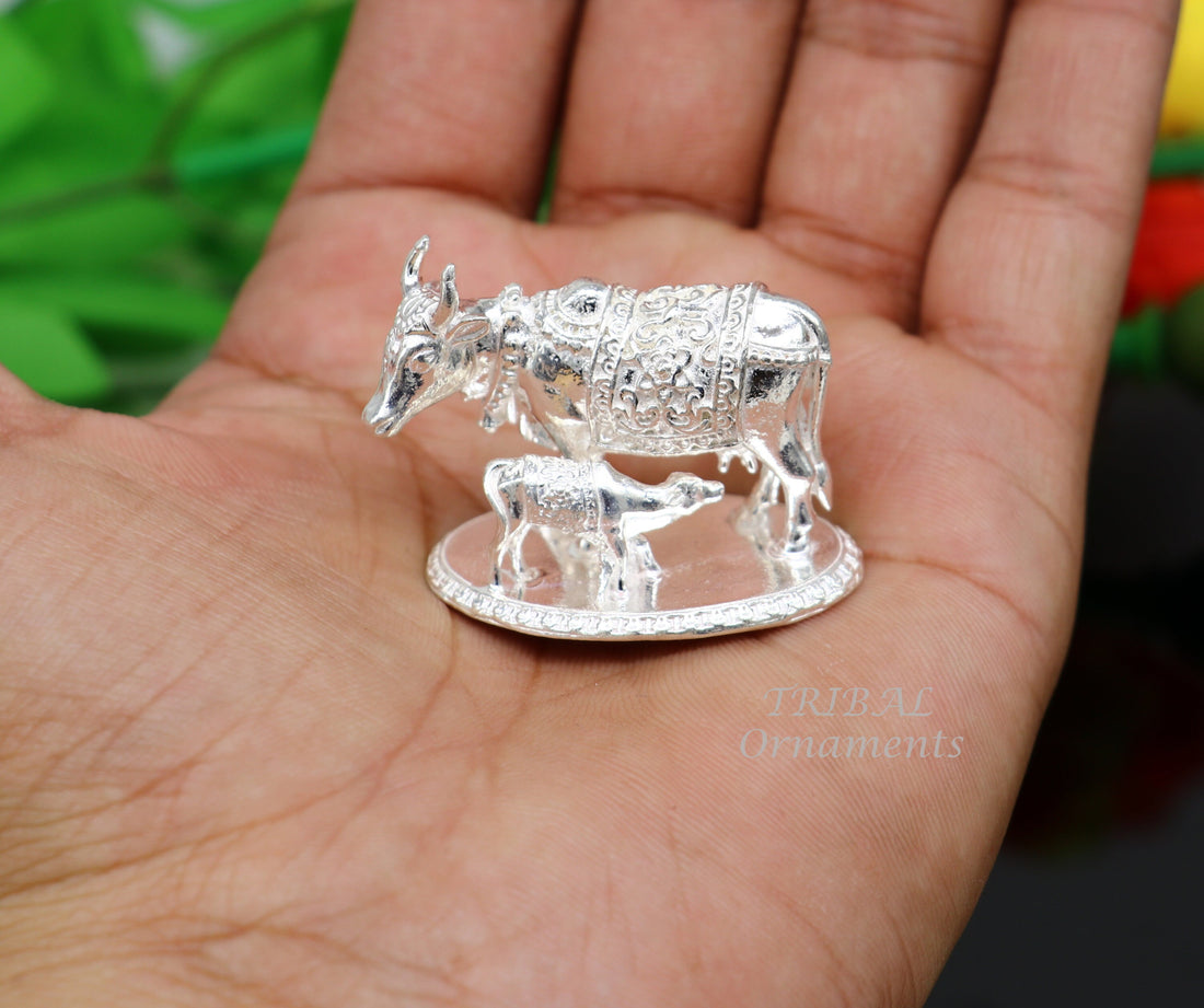 Divine cow with calf 925 sterling silver vintage Nakshi work design Kamdhenu cow, deity's cow, wishing cow, silver worshipping puja art558 - TRIBAL ORNAMENTS