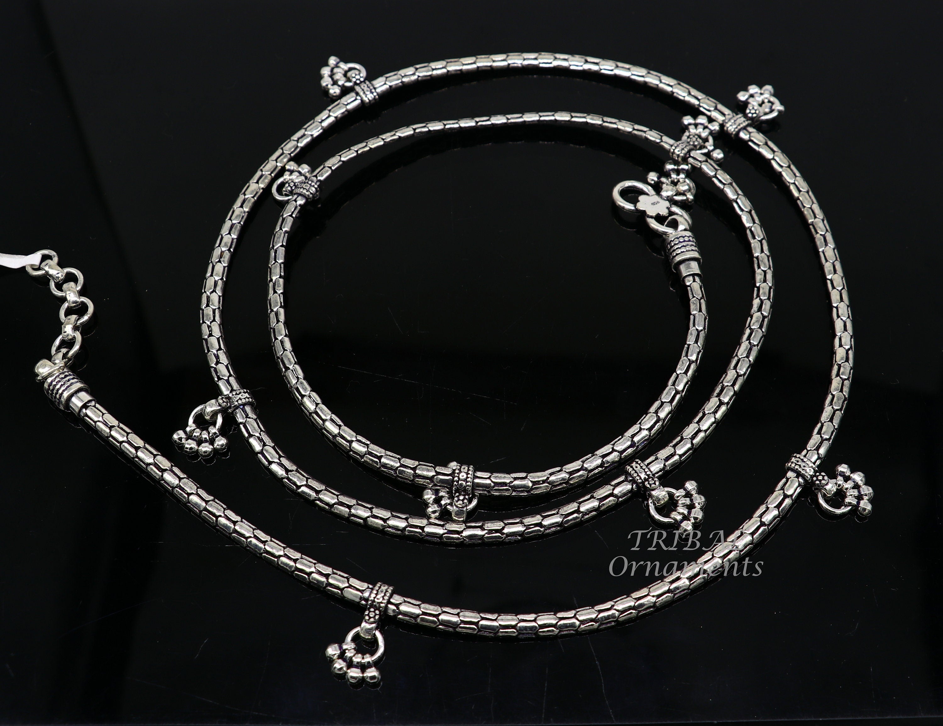 Silver belly deals chain designs