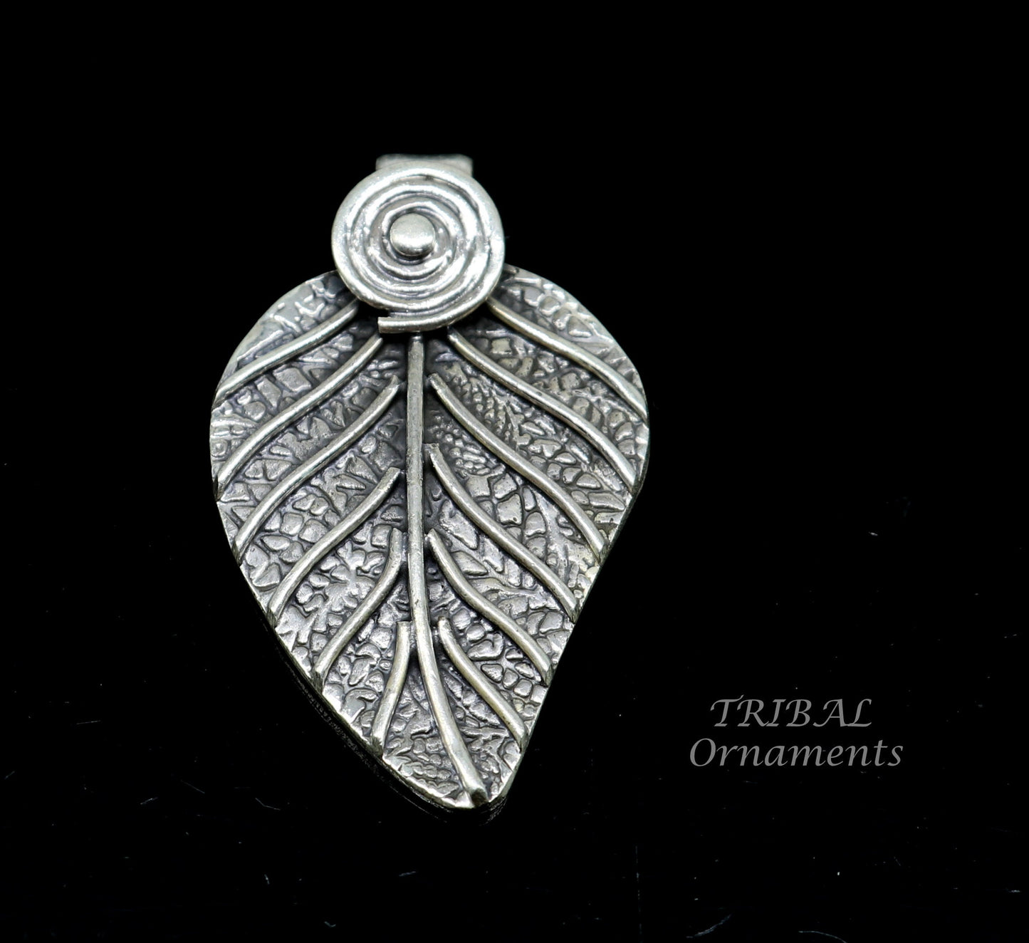 925 sterling silver tree leaf design pendant excellent Vintage chitai/nakshi work design handmade ethnic belly dance jewelry nsp480 - TRIBAL ORNAMENTS