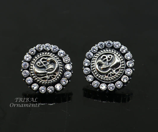 925 sterling handmade stylish vintage design single cz stone silver stud earring, best daily use vintage style jewelry from India s1072 - TRIBAL ORNAMENTS