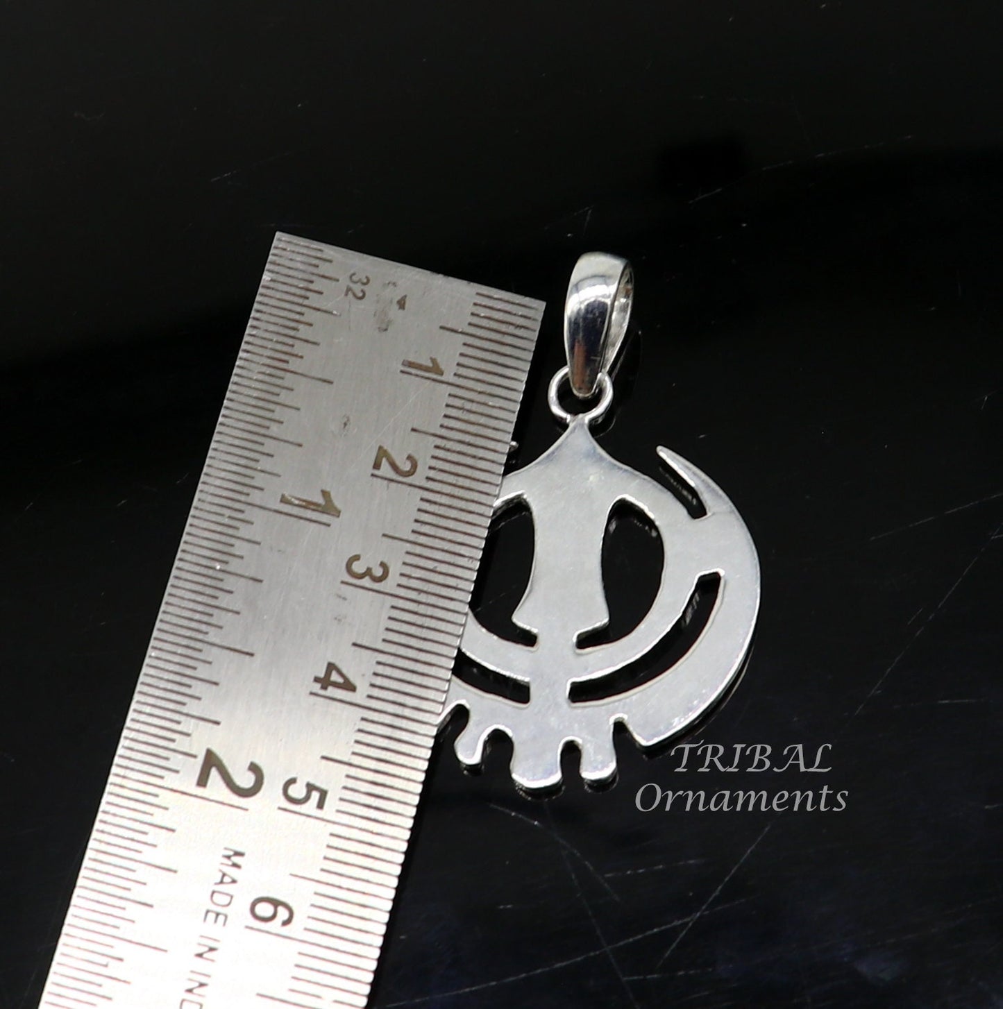 925 sterling silver handmade design holy khalsa Waheguru pendant, sikha Sardar symbol pendant, best blessing pendant from india nsp509 - TRIBAL ORNAMENTS