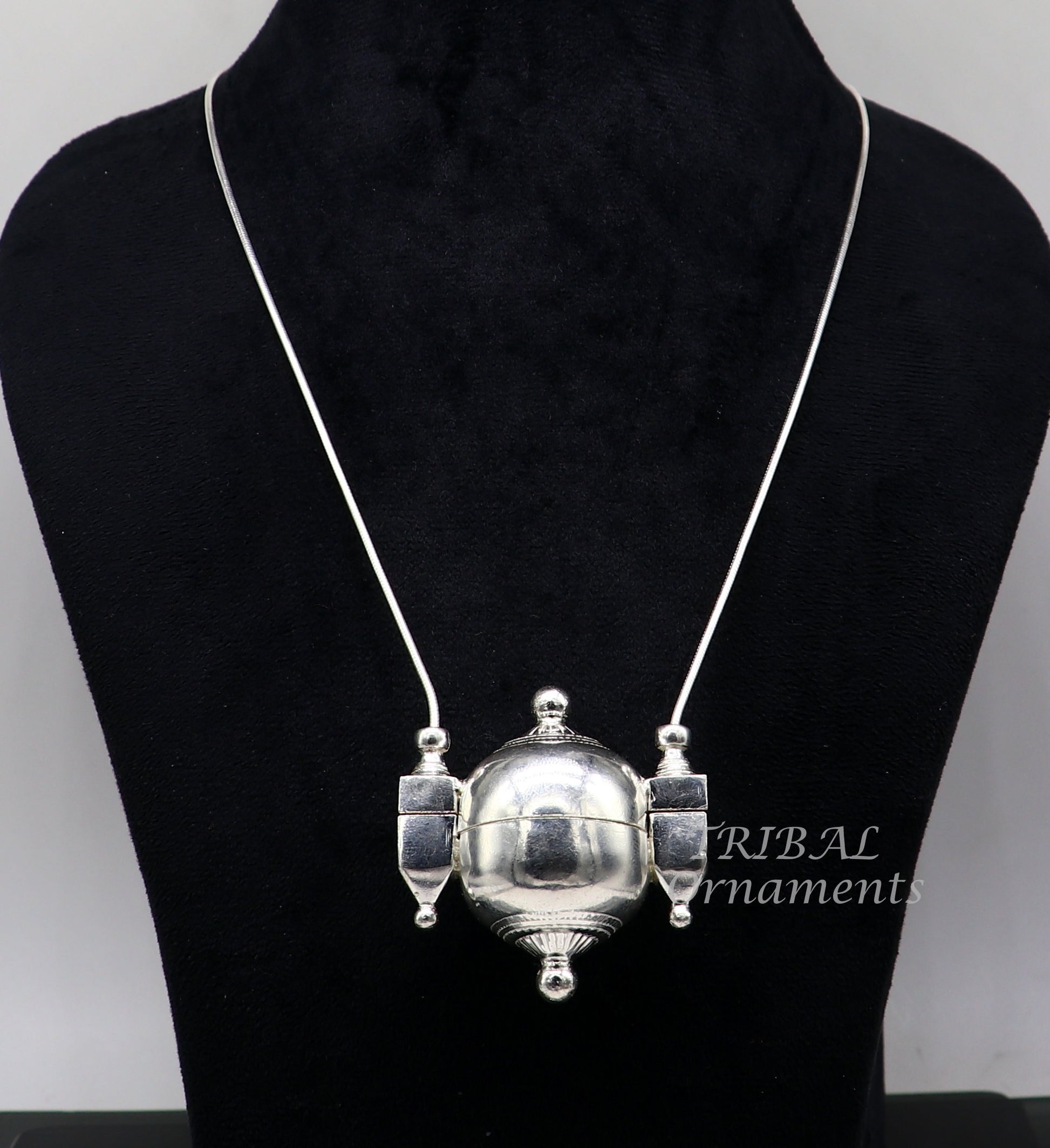 Sterling silver handmade solid silver chain and Shiva lingam box, box pendant necklace set, container pendant tribal jewelry india set489 - TRIBAL ORNAMENTS