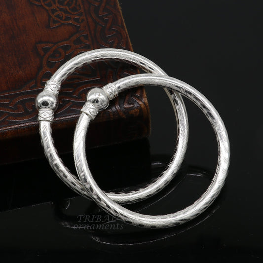 Sterling silver handmade Single ball design baby bangle bracelet kada, fabulous silver baby jewelry for unisex kids from India nsk550 - TRIBAL ORNAMENTS