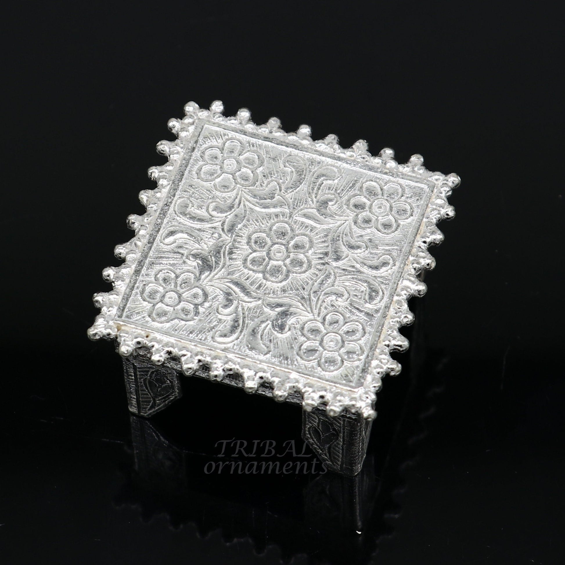 1.6" Vintage design Sterling silver handmade customize small square shape table/bazot/chouki, excellent home puja utensils temple art su952 - TRIBAL ORNAMENTS