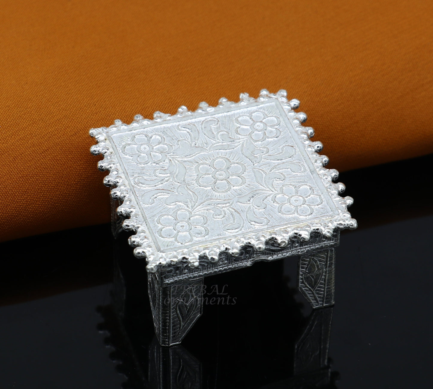 1.6" Vintage design Sterling silver handmade customize small square shape table/bazot/chouki, excellent home puja utensils temple art su952 - TRIBAL ORNAMENTS