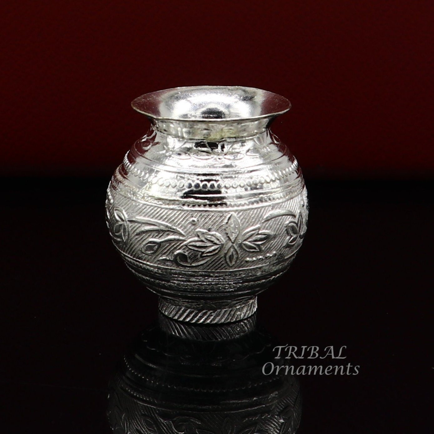 Pure 925 sterling silver handmade plain small Kalash or pot, unique special silver puja article, water or milk kalash pot india su969 - TRIBAL ORNAMENTS