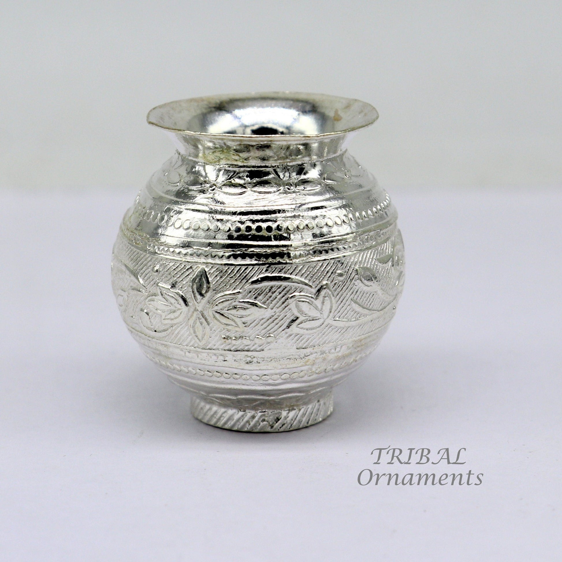 Pure 925 sterling silver handmade plain small Kalash or pot, unique special silver puja article, water or milk kalash pot india su969 - TRIBAL ORNAMENTS