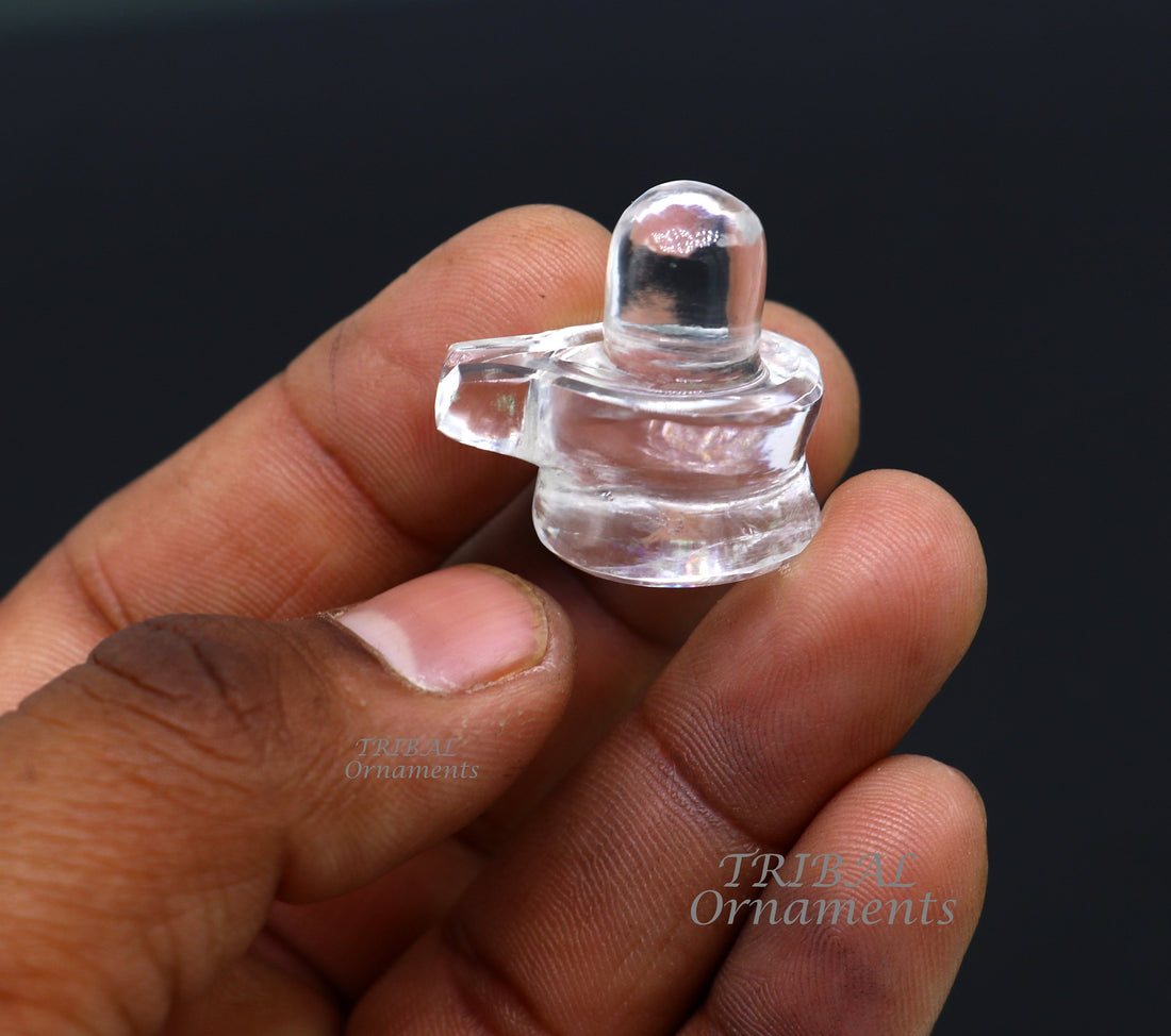 Natural sphatik crystal stone divine lor shiva lingam statue, amazing sphatik lingam puja article for wealth and prosperity stna16 - TRIBAL ORNAMENTS