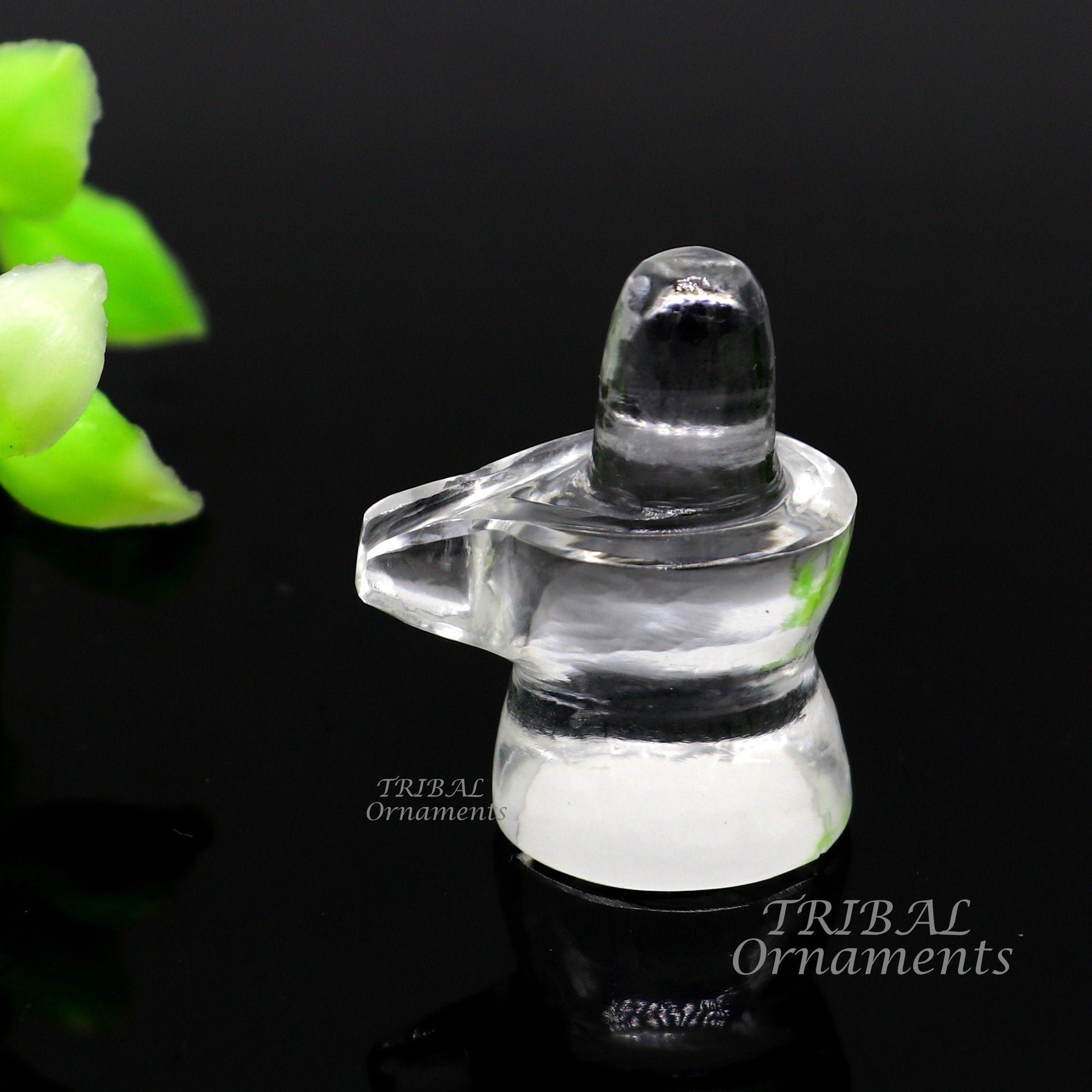 Natural sphatik crystal stone divine lor shiva lingam statue, amazing sphatik lingam puja article for wealth and prosperity stna17 - TRIBAL ORNAMENTS