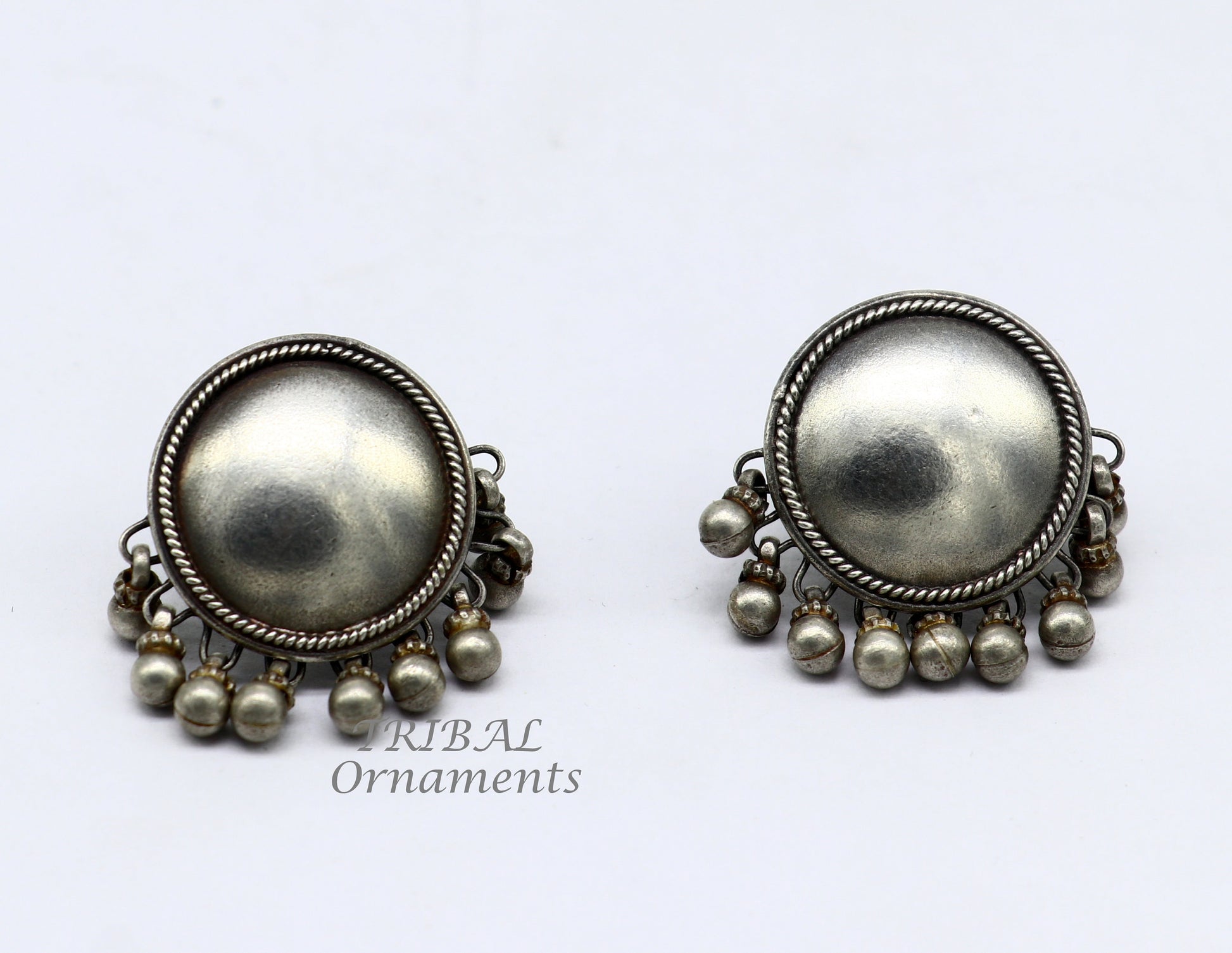 Vintage design 925 sterling silver plain style handmade round design fabulous Stud earrings tribal jewelry from Rajasthan india  s1103 - TRIBAL ORNAMENTS