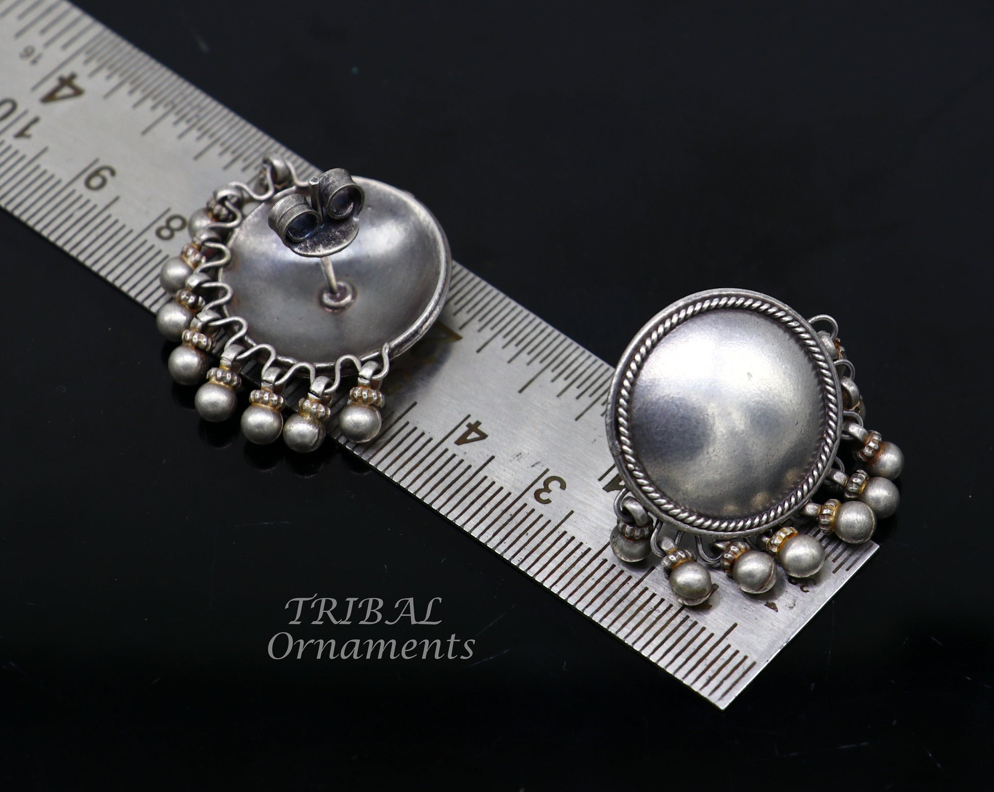 Vintage design 925 sterling silver plain style handmade round design fabulous Stud earrings tribal jewelry from Rajasthan india  s1103 - TRIBAL ORNAMENTS