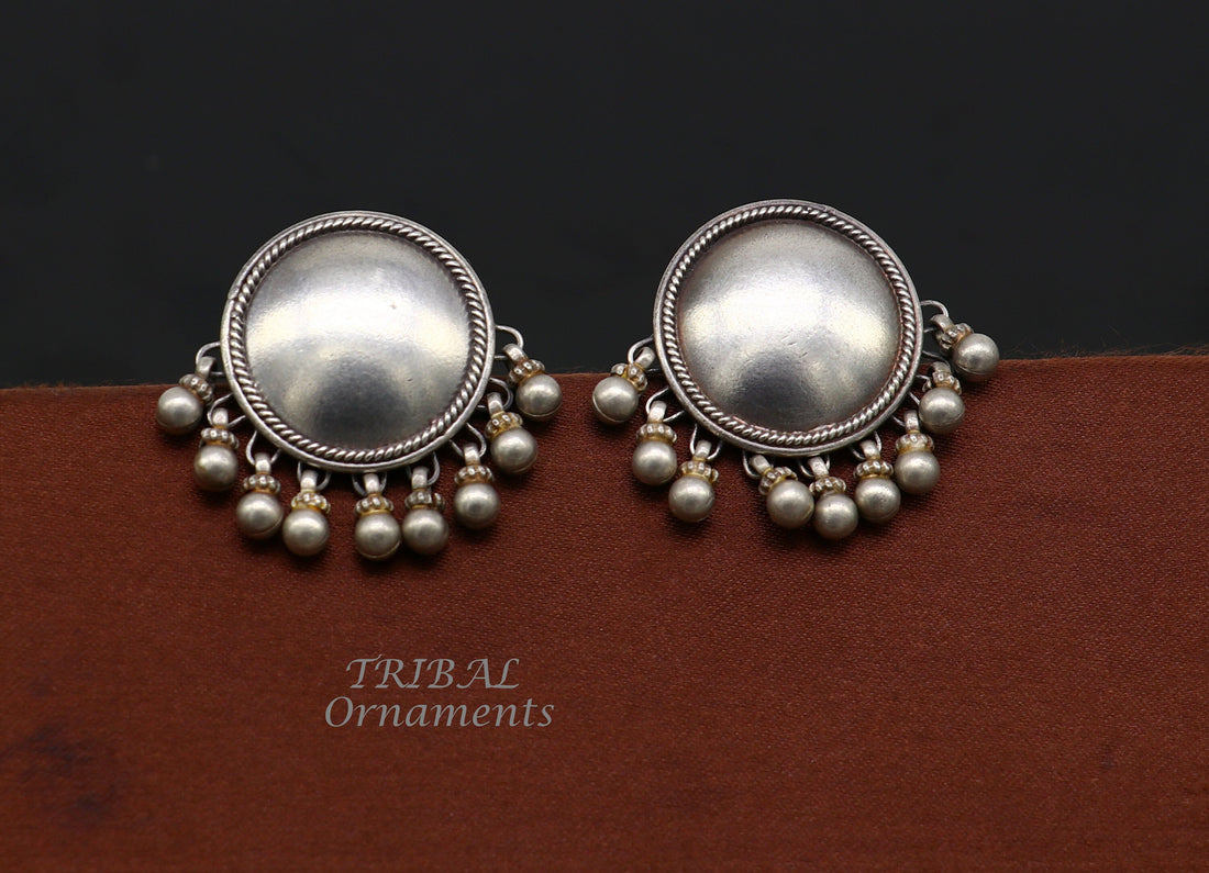 Vintage design 925 sterling silver plain style handmade round design fabulous Stud earrings tribal jewelry from Rajasthan india  s1103 - TRIBAL ORNAMENTS