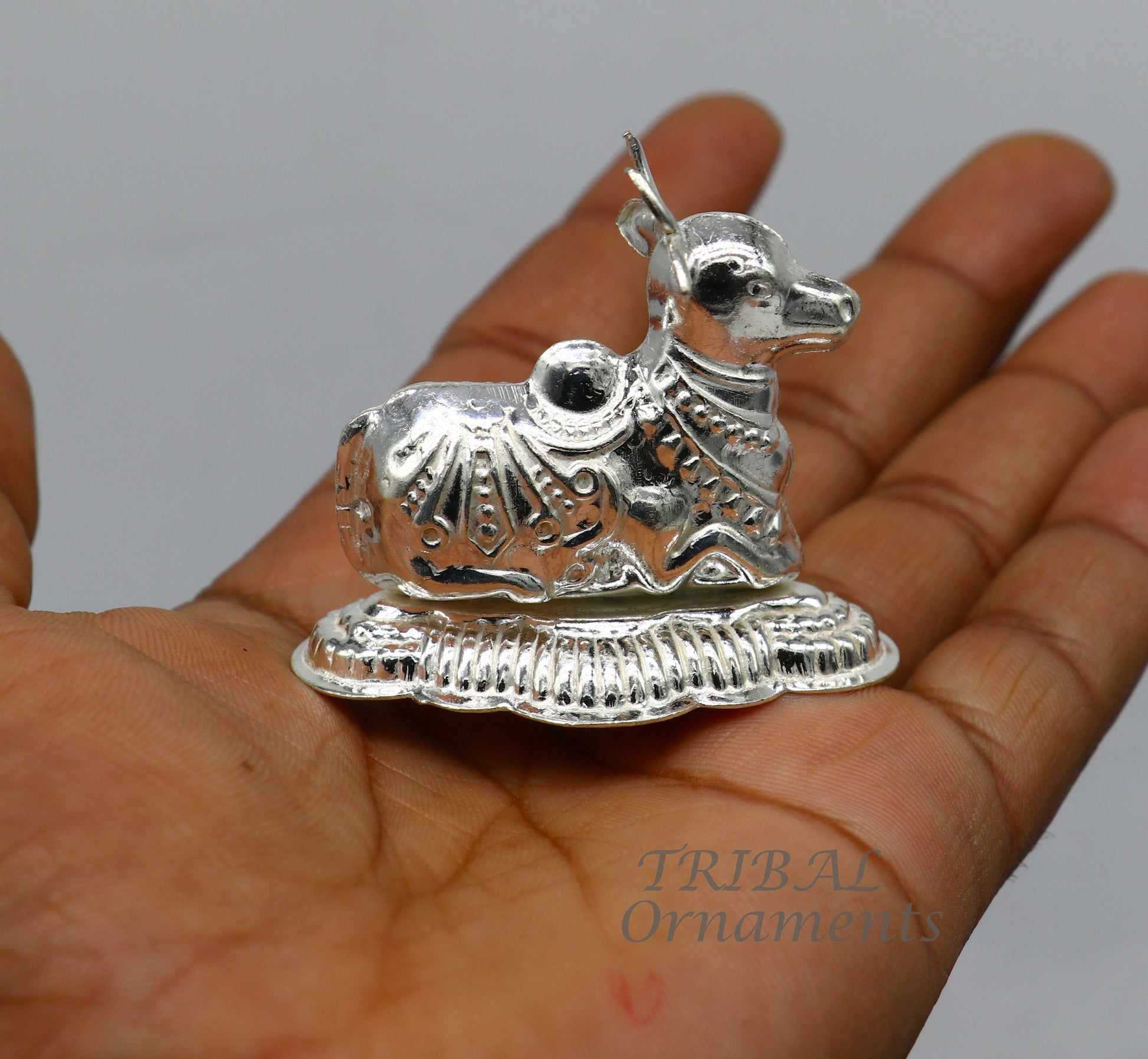 Lord Shiva Vahan Nandi Maharaj sterling silver handmade small article for puja, best gift for lord Shiva, divine statue su983 - TRIBAL ORNAMENTS