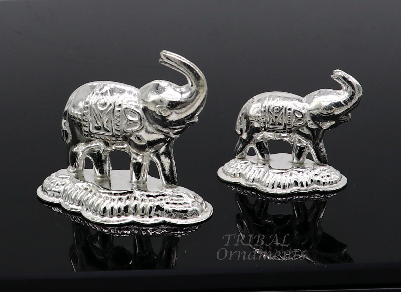 925 Sterling silver handmade upper trunk Elephant statue, puja article figurine, home décor Diwali puja gift su986 - TRIBAL ORNAMENTS