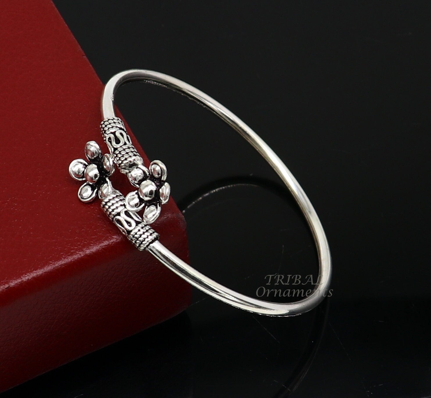 Buy Charming Silver Women Bracelet- Joyalukkas