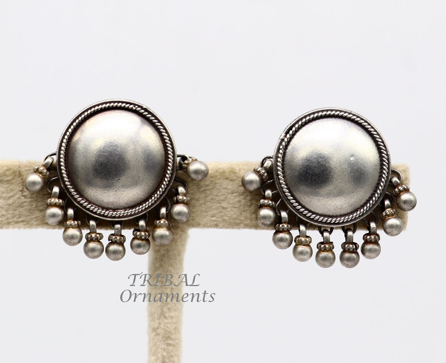 Vintage design 925 sterling silver plain style handmade round design fabulous Stud earrings tribal jewelry from Rajasthan india  s1103 - TRIBAL ORNAMENTS