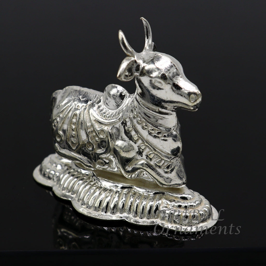 Lord Shiva Vahan Nandi Maharaj sterling silver handmade small article for puja, best gift for lord Shiva, divine statue su983 - TRIBAL ORNAMENTS