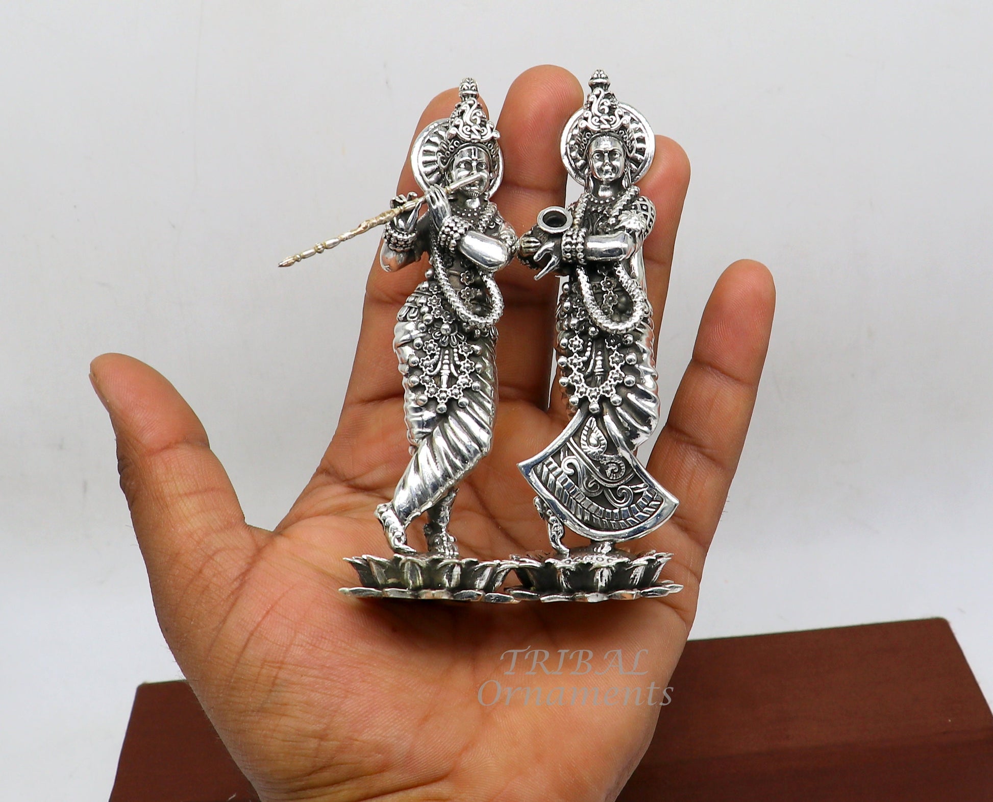 925 sterling silver handmade idol Radha krishna tiny statue, amazing design lord Krishna figurine jewelry tribal jewelry su996 - TRIBAL ORNAMENTS