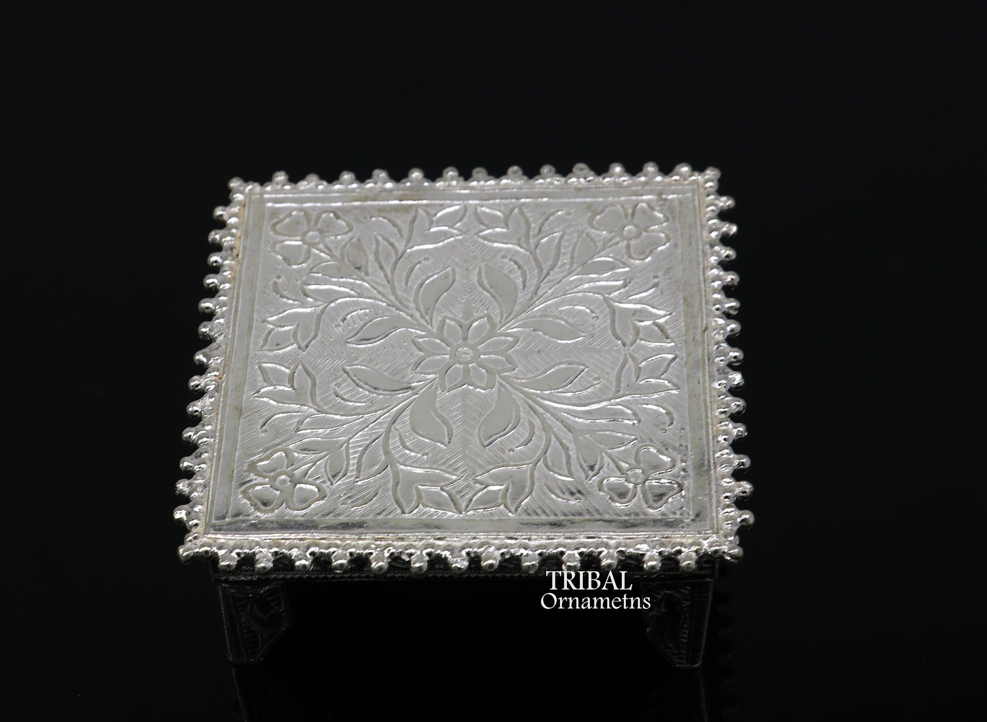 2.5" Vintage design Sterling silver handmade customize small square shape table/bazot/chouki, excellent home puja utensils temple art su951 - TRIBAL ORNAMENTS