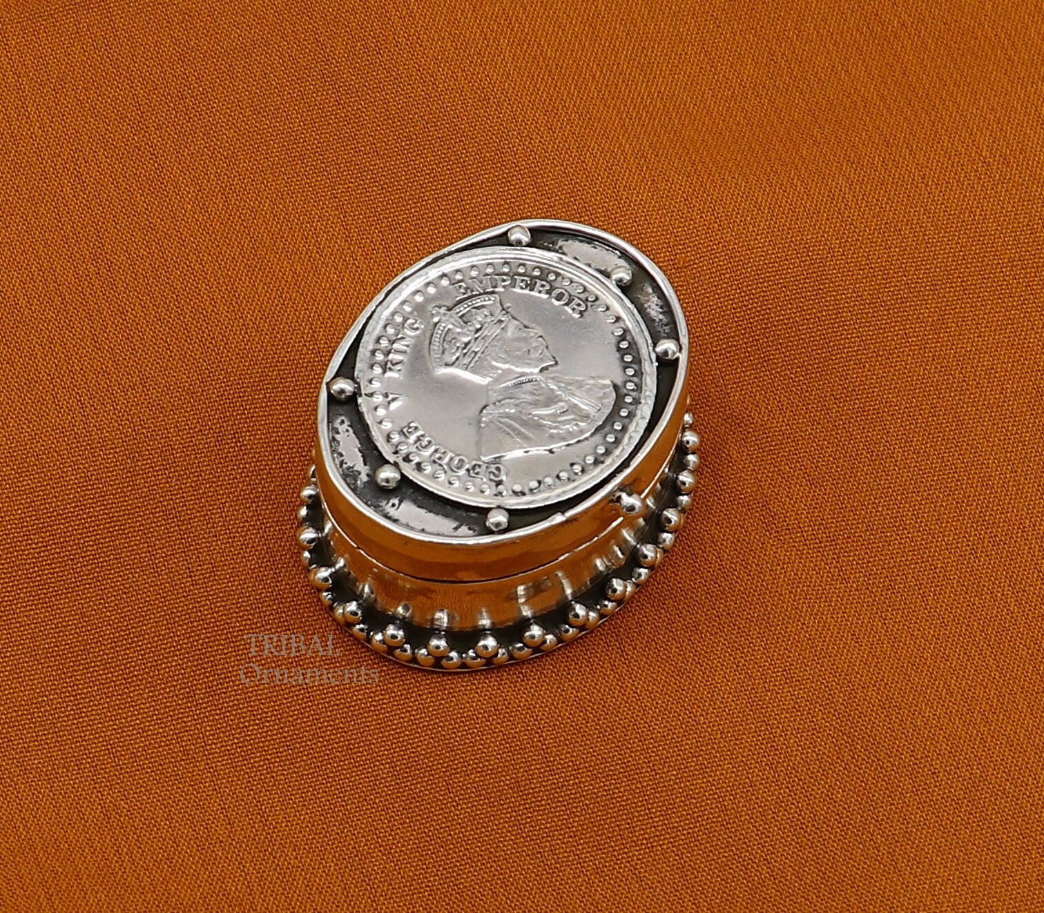 925 sterling silver Stunning George V king Emperor coin design trinket box, kajal eyeliner box, Sindur box brides gift silver box stb747 - TRIBAL ORNAMENTS