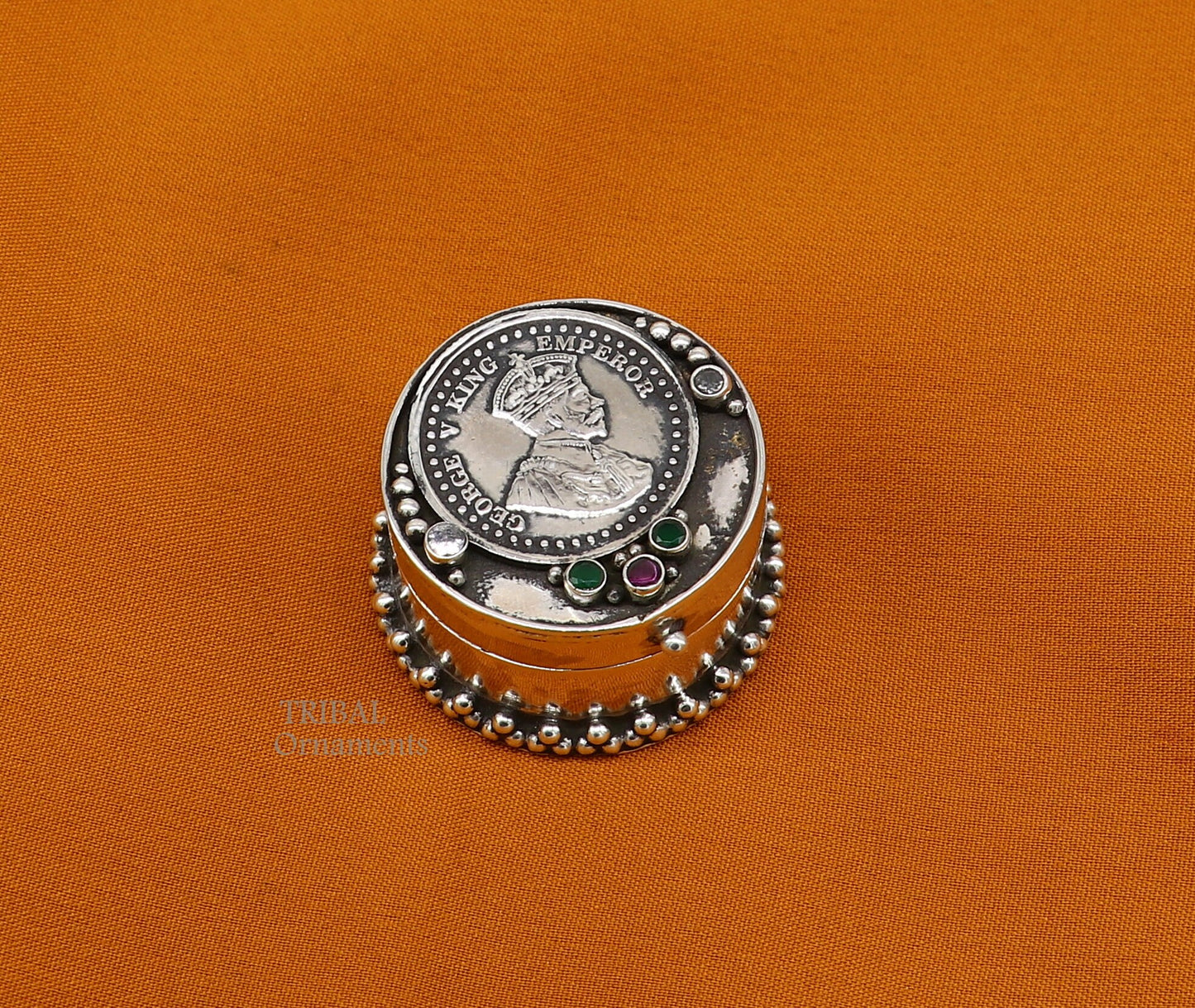 925 sterling silver unique design George v king emperor coin trinket box, kajal eyeliner box, Sindur box brides gift silver box stb751 - TRIBAL ORNAMENTS