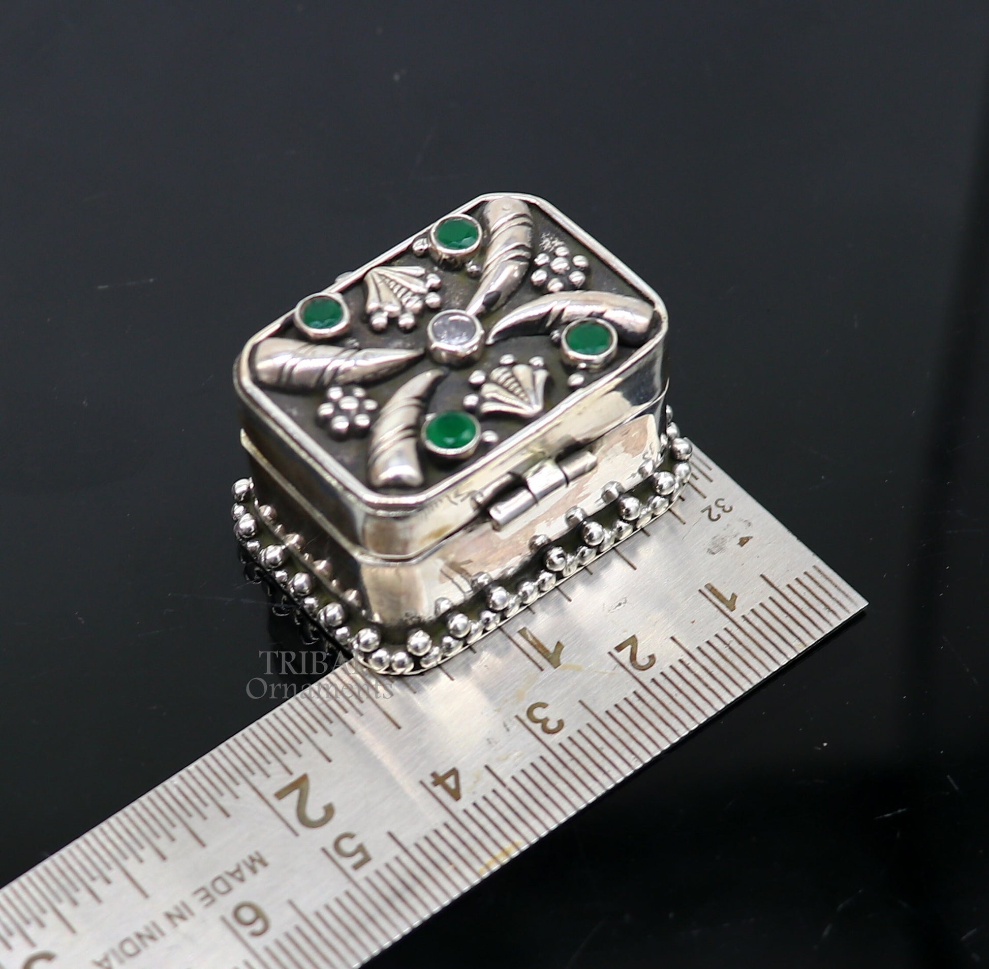 925 sterling silver handcrafted rectangle shape design stone work trinket box, kajal eyeliner box, Sindur box brides gift silver box stb757 - TRIBAL ORNAMENTS