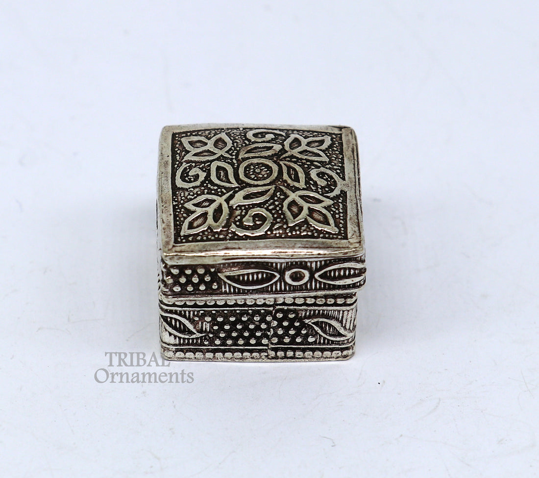 Vintage design 925 sterling  silver handmade trinket box, eye kajal box, container box, kumkum box, sindur box, best brides gift stb739 - TRIBAL ORNAMENTS