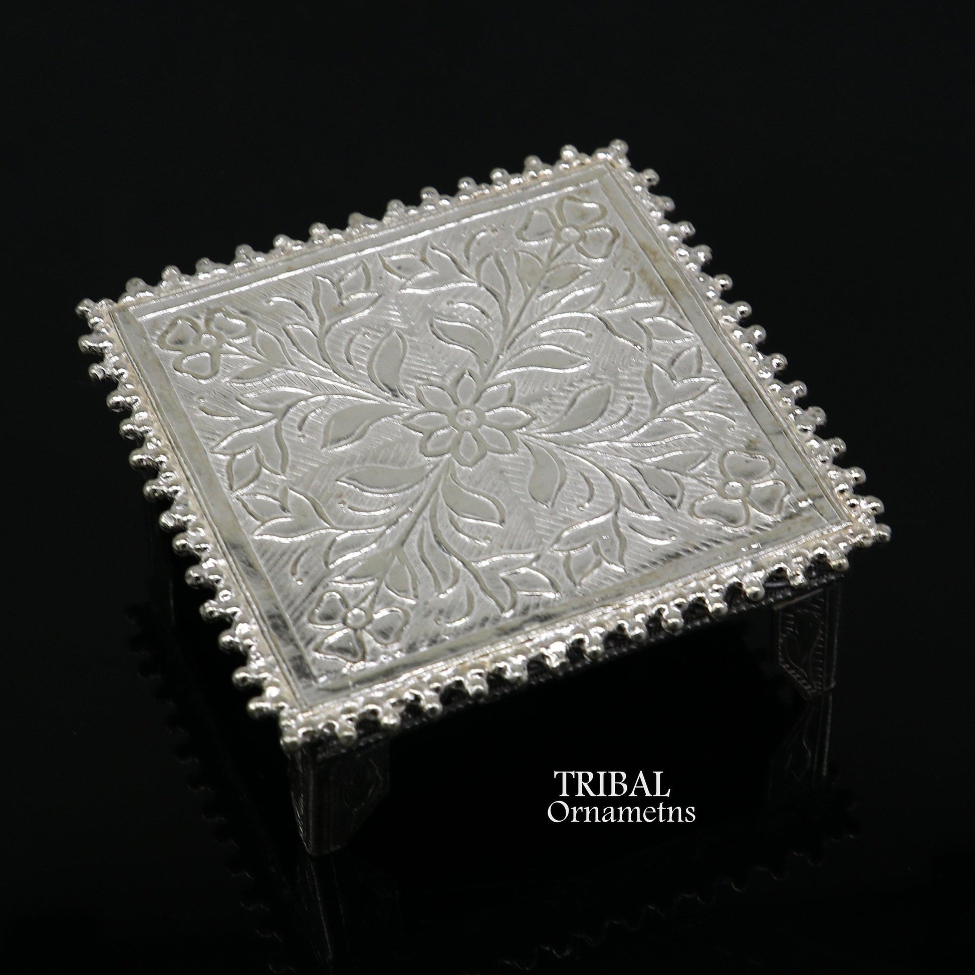 2.5" Vintage design Sterling silver handmade customize small square shape table/bazot/chouki, excellent home puja utensils temple art su951 - TRIBAL ORNAMENTS