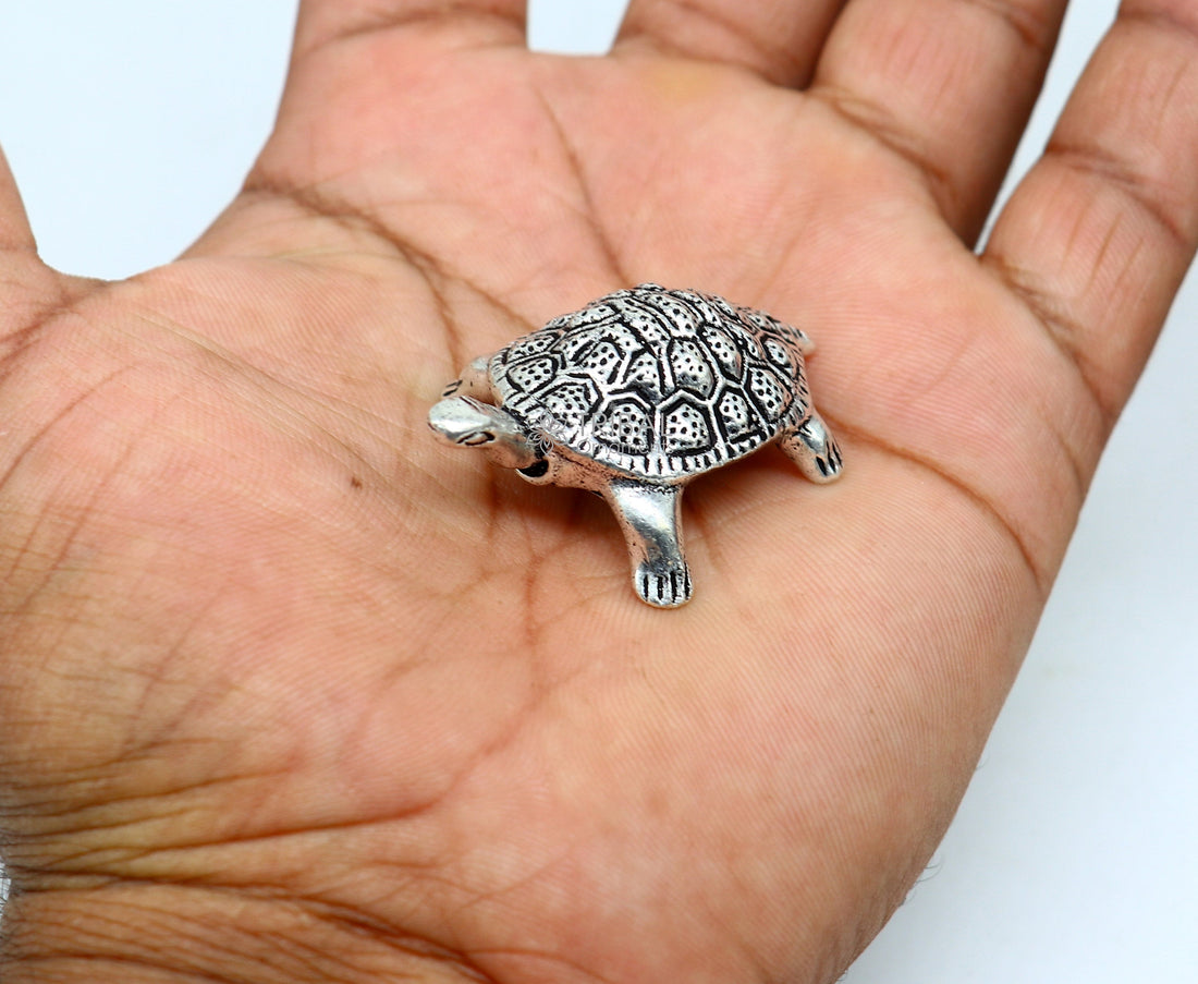 925 sterling silver Solid design small tortoise statue sculpture puja article collection silver figurine for wealth and prosperity art613 - TRIBAL ORNAMENTS