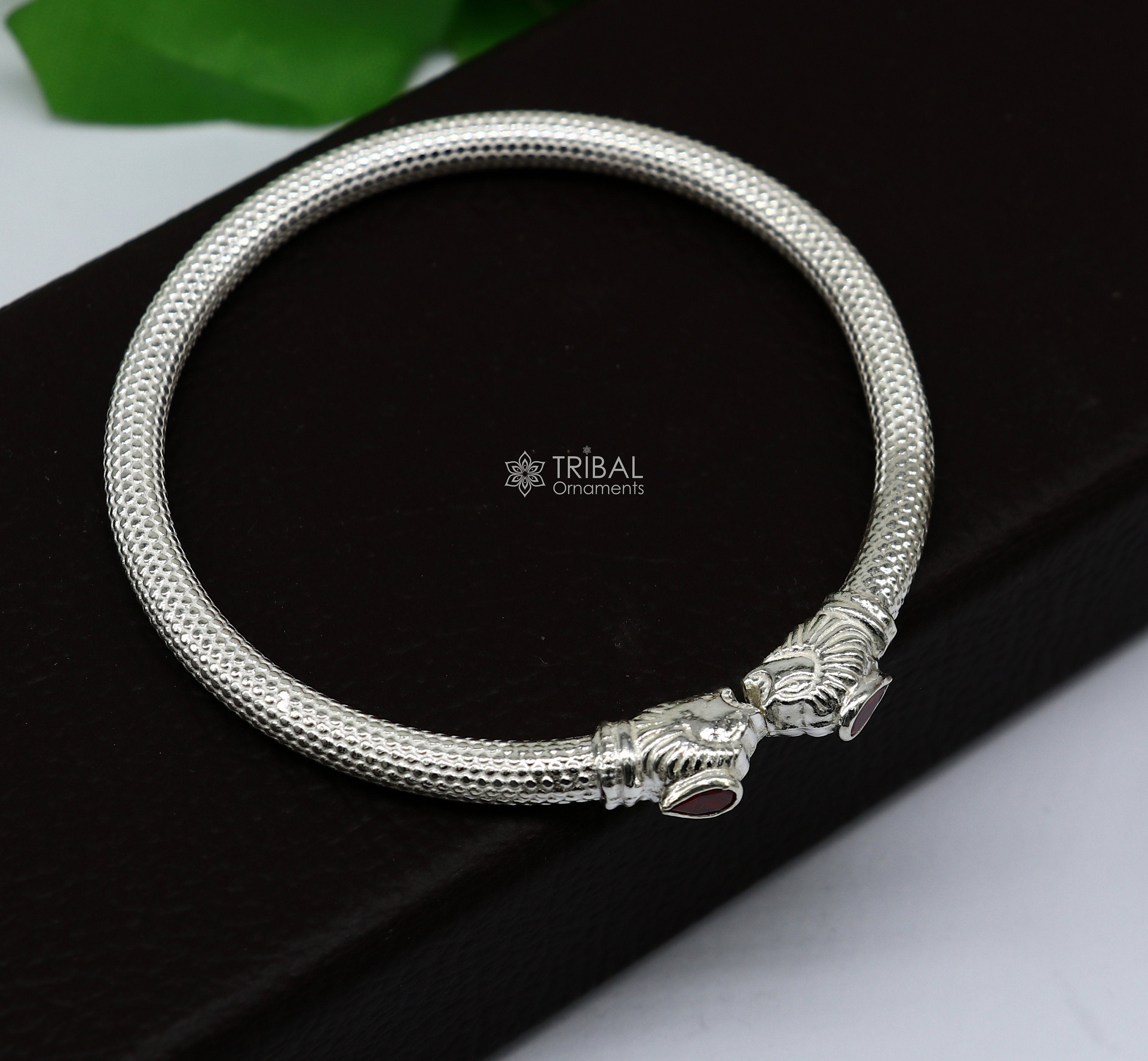 Lion Silver Bracelet (Item No. B0546) – Tartaria Jewelry