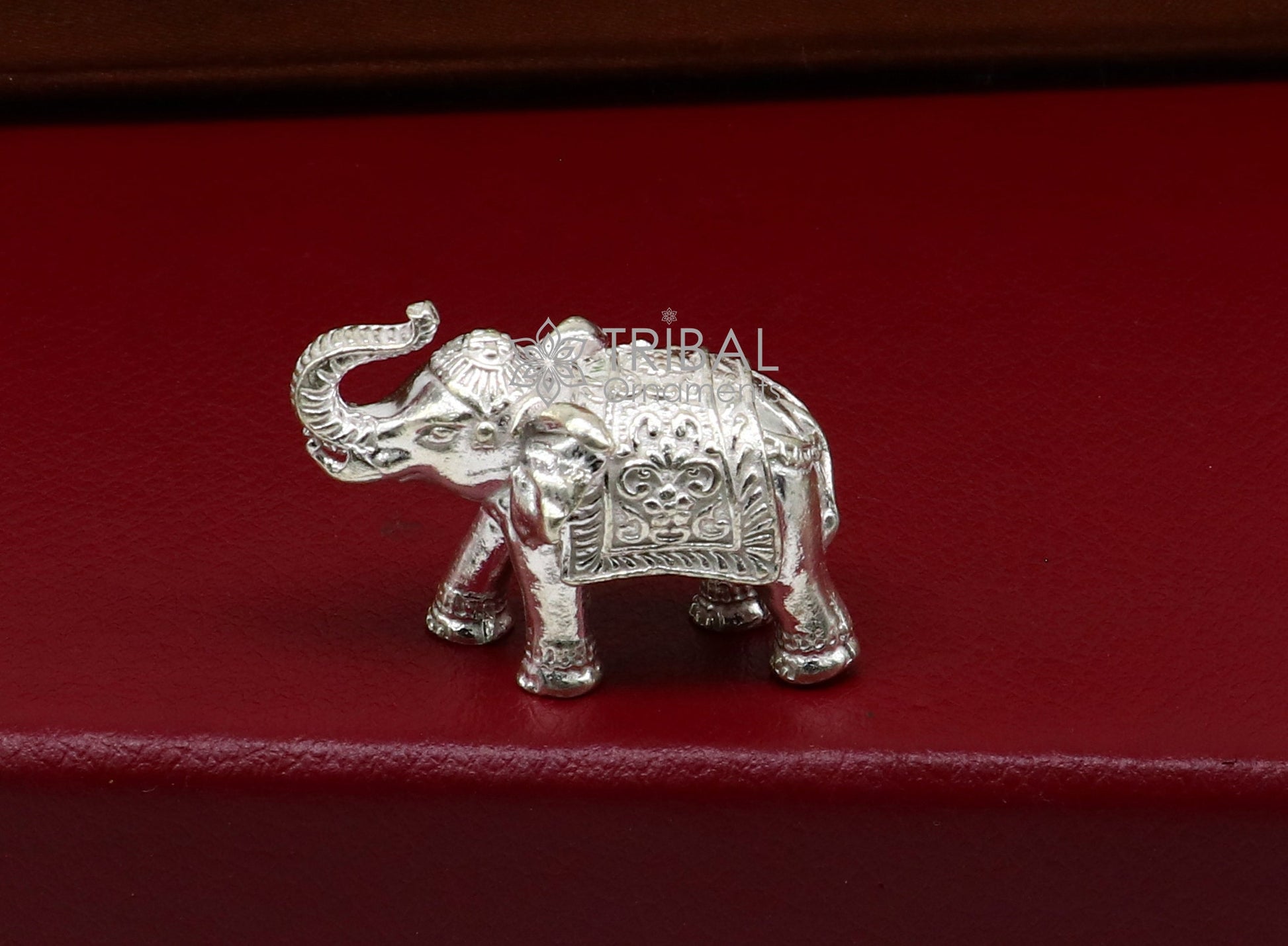 Fully solid 925 Sterling silver Elephant statue/ figurine sculpture, best gifting or puja article figurine for wealth and prosperity art607 - TRIBAL ORNAMENTS