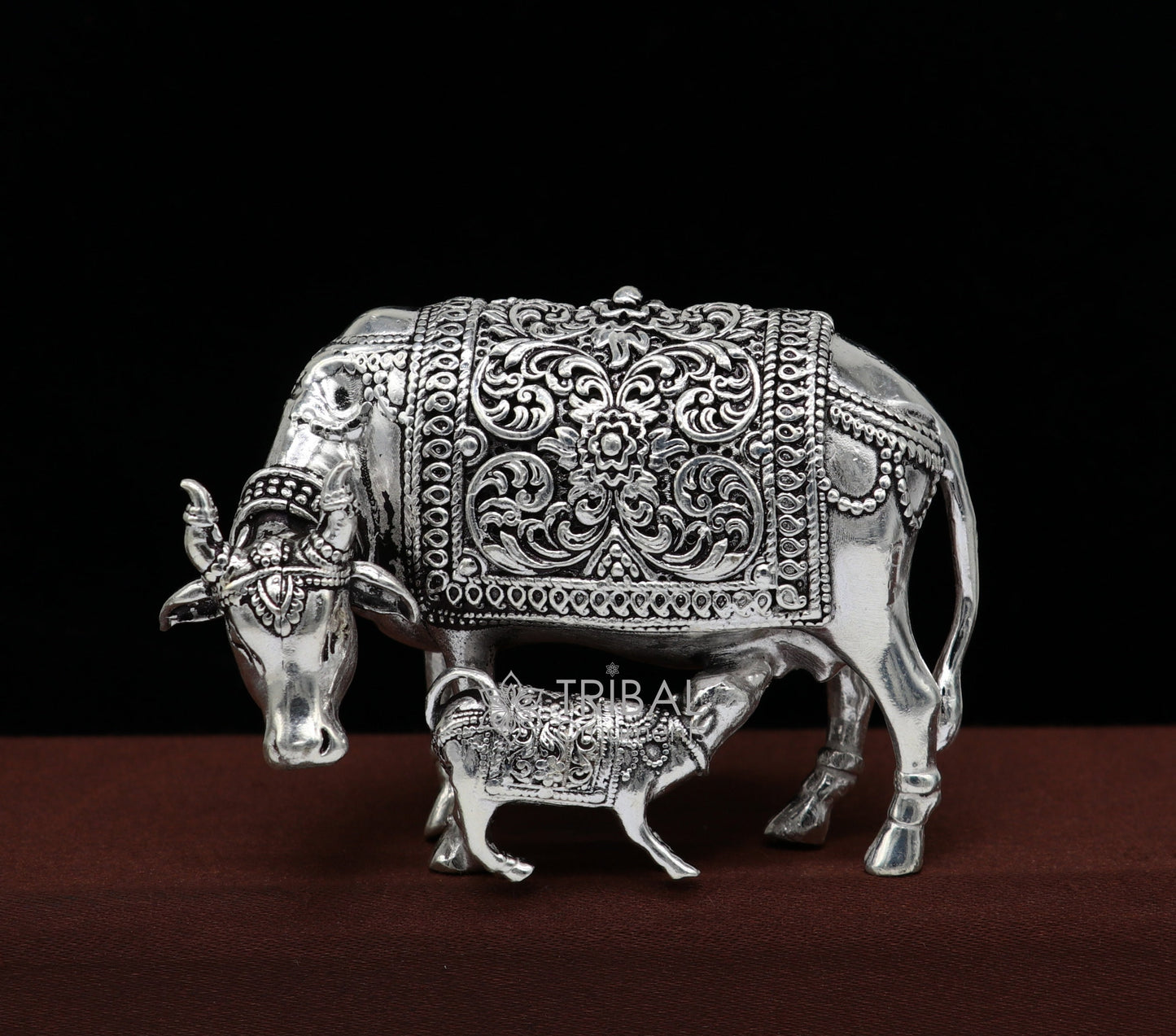 3" x 2" cow 925 sterling silver Kamdhenu cow, deity's cow, wishing cow, silver worshipping article for wealth and prosperity art631 - TRIBAL ORNAMENTS