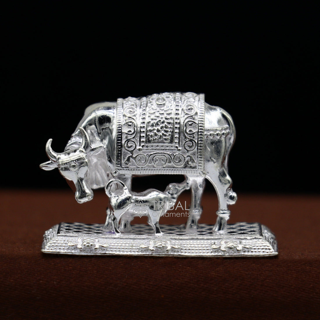 Divine cow with calf 925 sterling silver Kamdhenu cow, deity's cow, wishing cow, silver worshipping article for wealth and prosperity art639 - TRIBAL ORNAMENTS