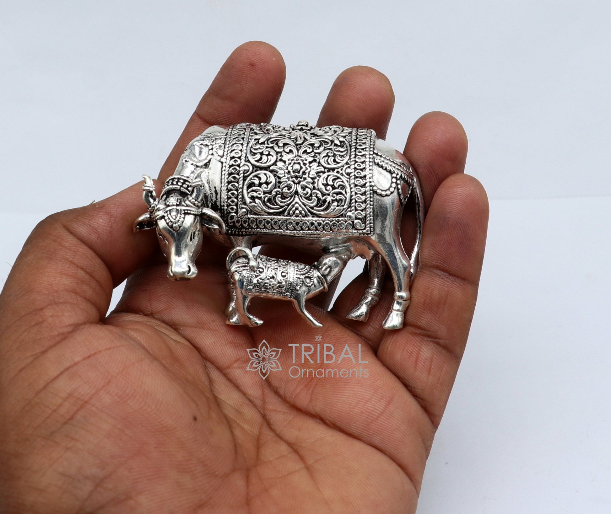 3" x 2" cow 925 sterling silver Kamdhenu cow, deity's cow, wishing cow, silver worshipping article for wealth and prosperity art631 - TRIBAL ORNAMENTS