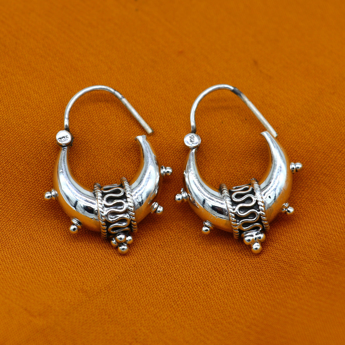 925 sterling silver plain shiny traditional cultural design elegant hoops earrings kundal tribal belly dance brides dainty jewelry s1157 - TRIBAL ORNAMENTS