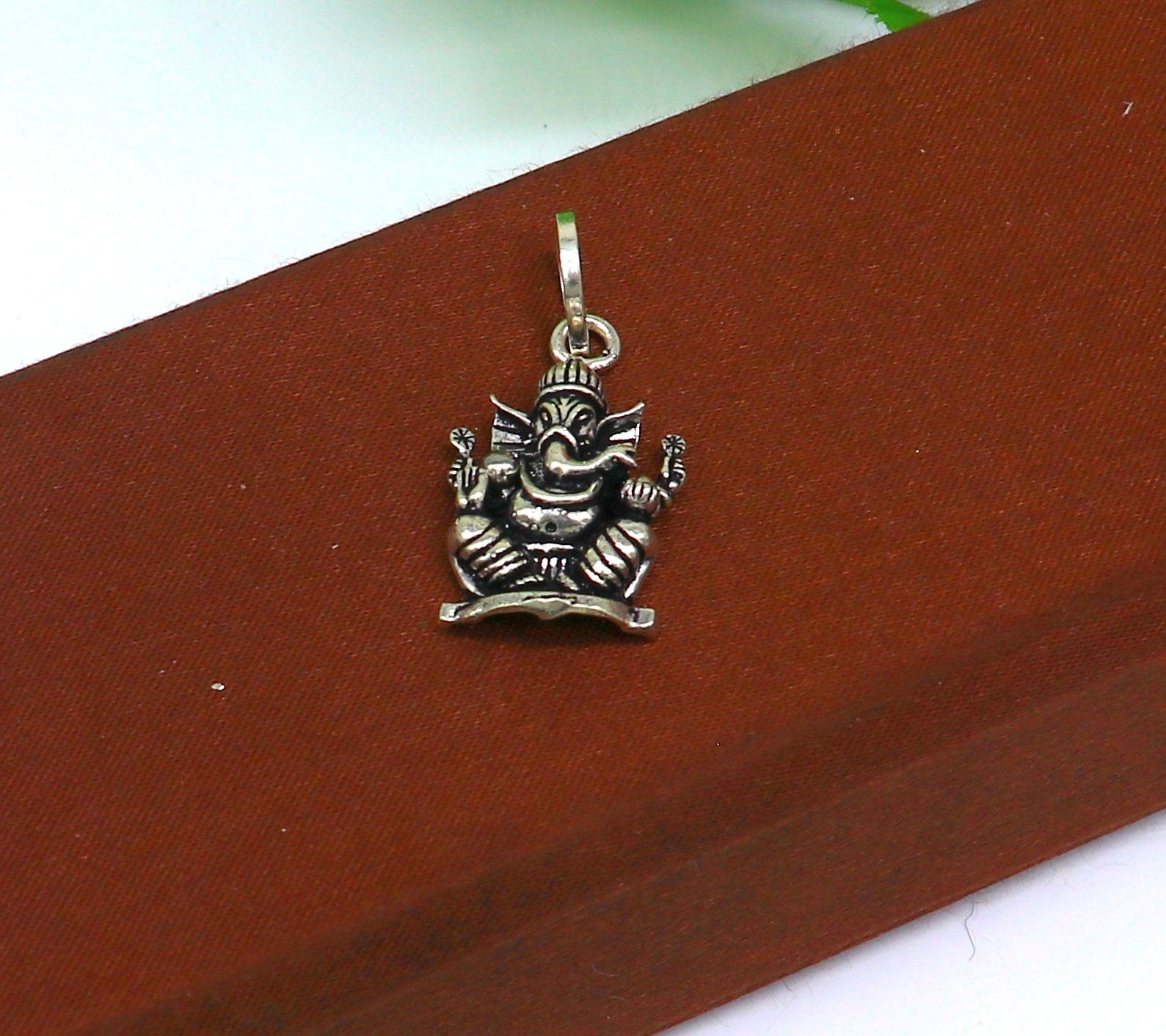 Pure 925 sterling silver handmade Lord Ganesha pendant, amazing stylish unisex pendant locket personalized jewelry tribal jewelry nsp618 - TRIBAL ORNAMENTS