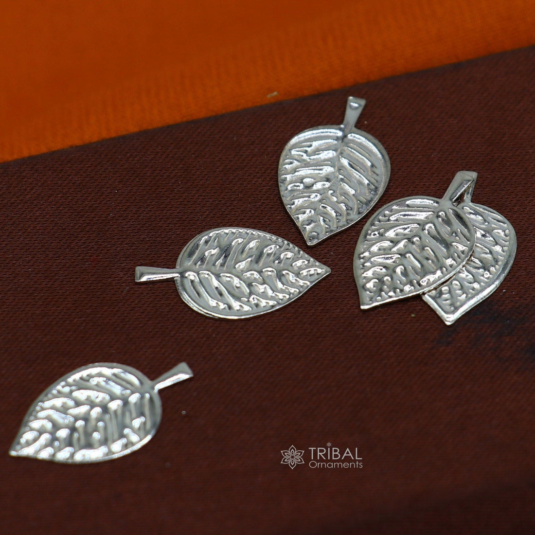 2cm 925 sterling silver handmade small betel leaf Paan leaf for worshipping offered to Lord Vishnu, Goddesses Laxmi and Lord Ganesh su1104 - TRIBAL ORNAMENTS