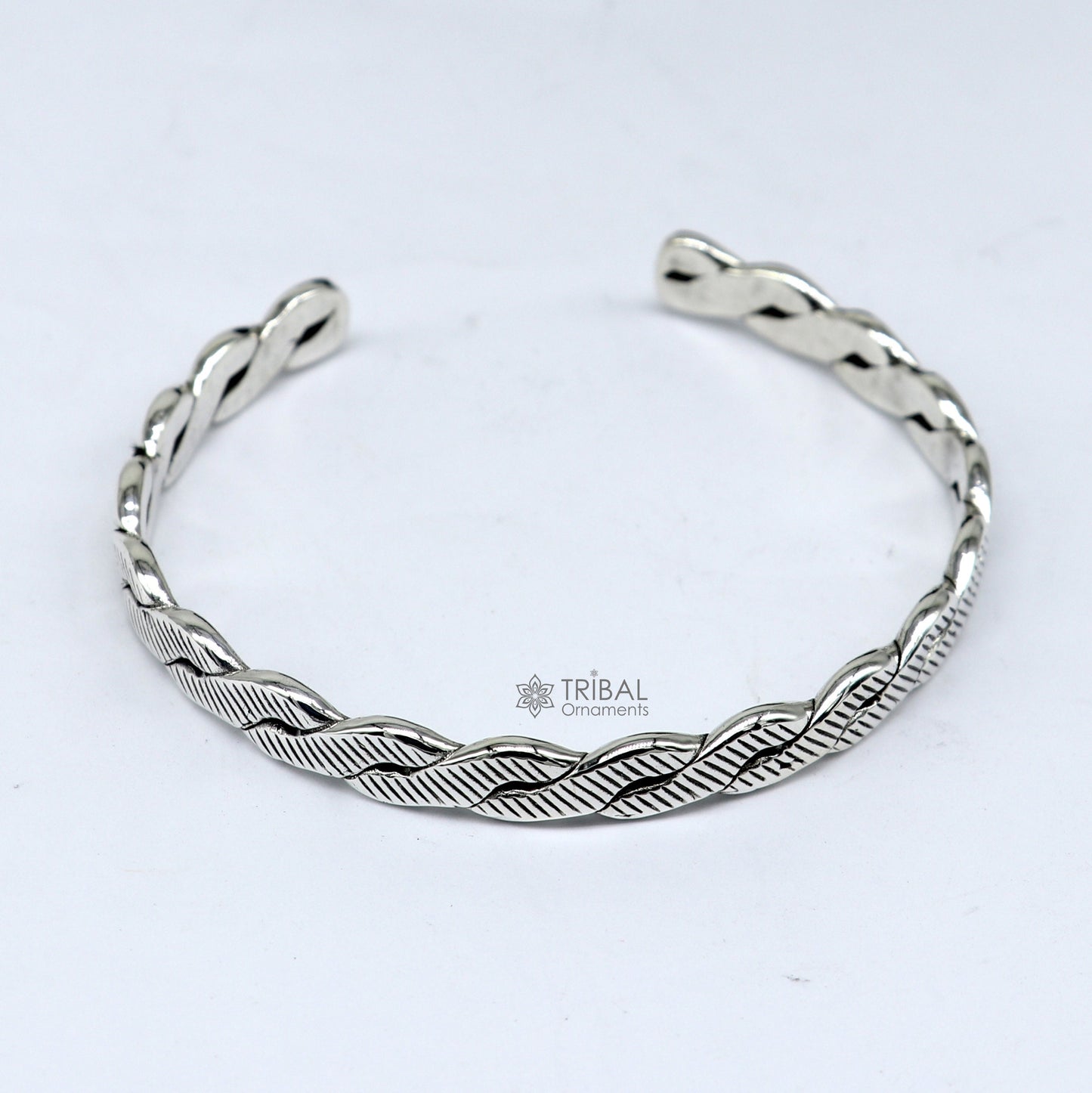 925 sterling silver twisting design cuff kada modern trendy fashion kada is a stunning and versatile piece of jewelry fcuff158 - TRIBAL ORNAMENTS