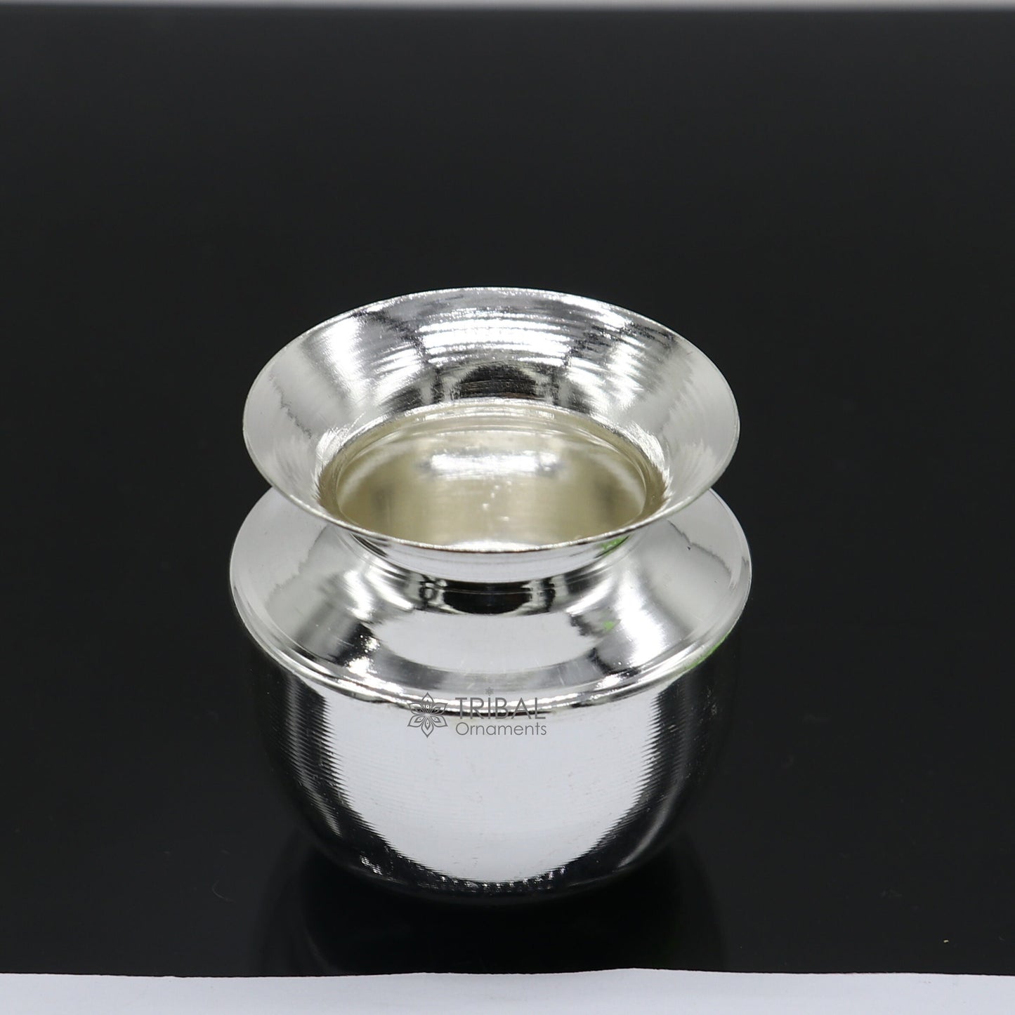 Pure 925 sterling silver handmade plain small Kalash or pot, unique special silver puja article, water or milk kalash pot india su1141 - TRIBAL ORNAMENTS