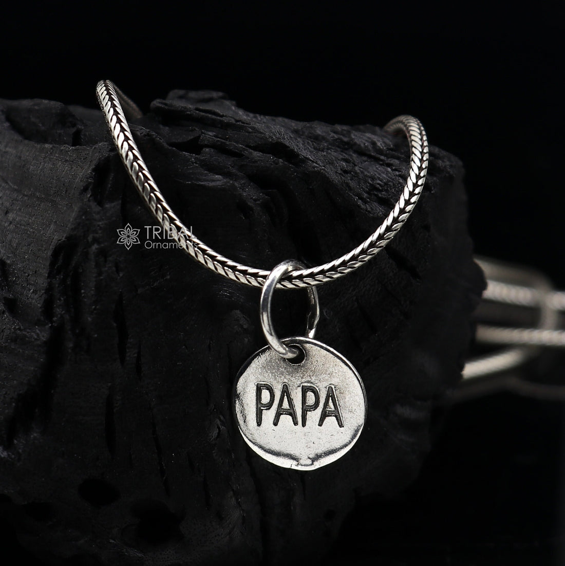 Unique father/PAPA 925 sterling silver small pendant, Wonderful Pendant for father lover unisex gifting round shiny pendants nsp665 - TRIBAL ORNAMENTS