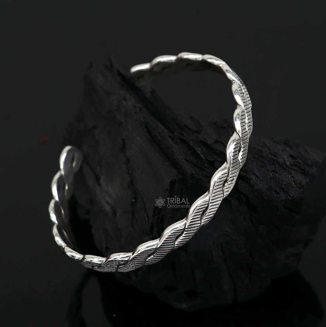 925 sterling silver twisting design cuff kada modern trendy fashion kada is a stunning and versatile piece of jewelry fcuff158 - TRIBAL ORNAMENTS