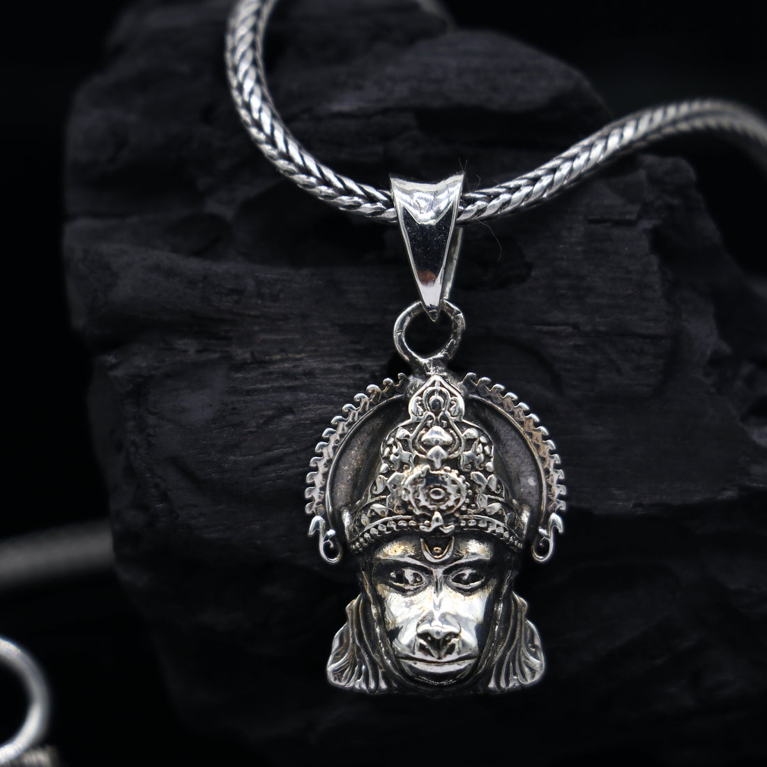 Divine 925 sterling silver trendy lord hanuman face pendant daily use pendant best delicate kavacham jewelry NSP678 - TRIBAL ORNAMENTS