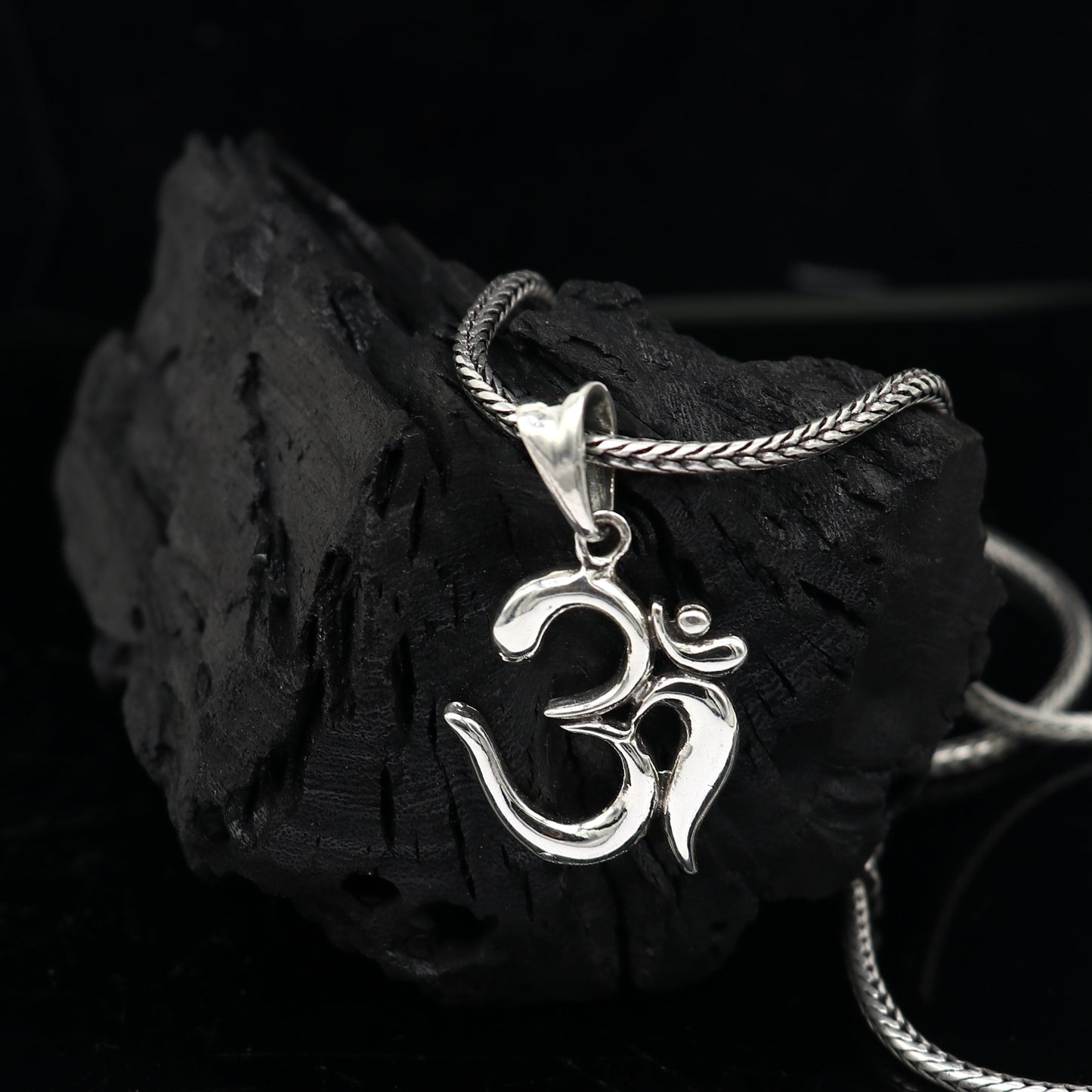 925 sterling silver handmade Divine 'Aum' OM pendant, amazing stylish good luck pendant exclusive jewelry tribal jewelry NSP682 - TRIBAL ORNAMENTS
