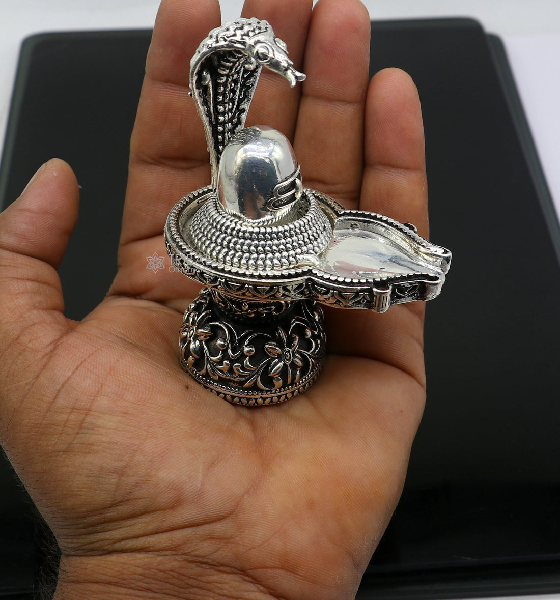 925 sterling silver lord Shiva lingam Stand Jalheri, Divine Shiva abhishekam lingam at home temple puja worshipping article ART650 - TRIBAL ORNAMENTS