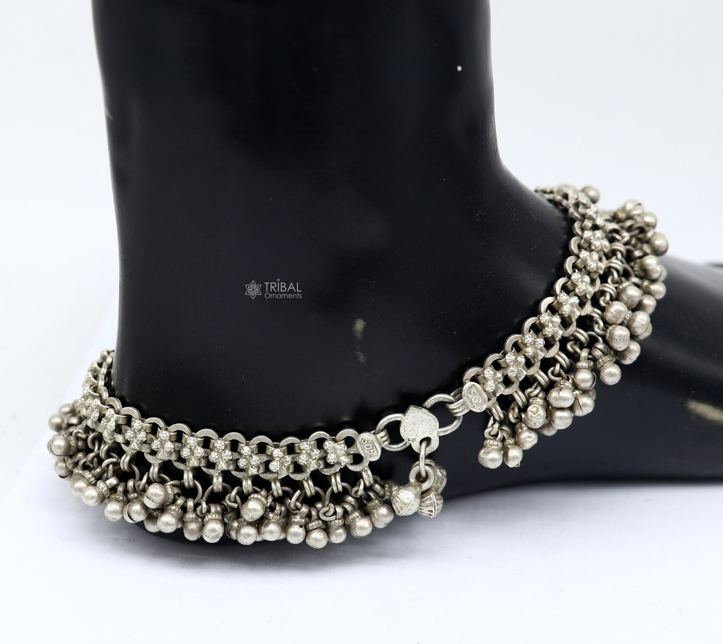 Single anklet Vintage old solid silver handmade gorgeous women's ankle bracelet, foot bracelet belly dance jewelry from india anko111 - TRIBAL ORNAMENTS